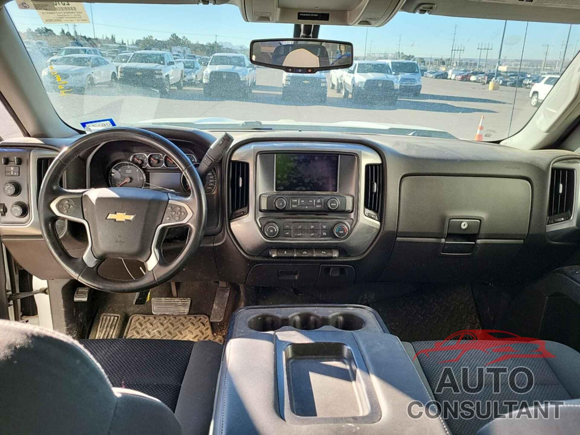 CHEVROLET SILVERADO 2016 - 1GCVKREC1GZ268973