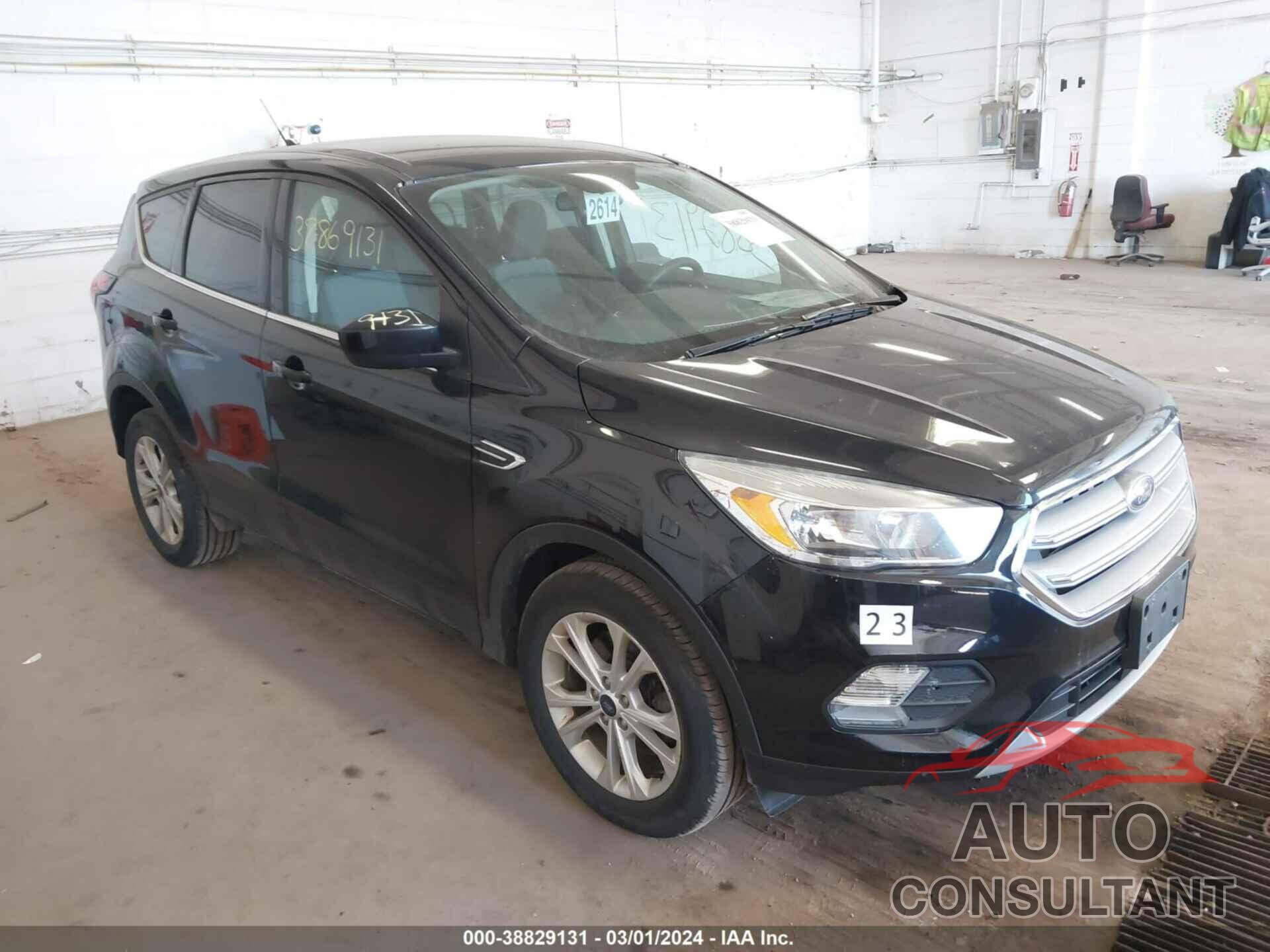 FORD ESCAPE 2019 - 1FMCU9GD5KUB67217