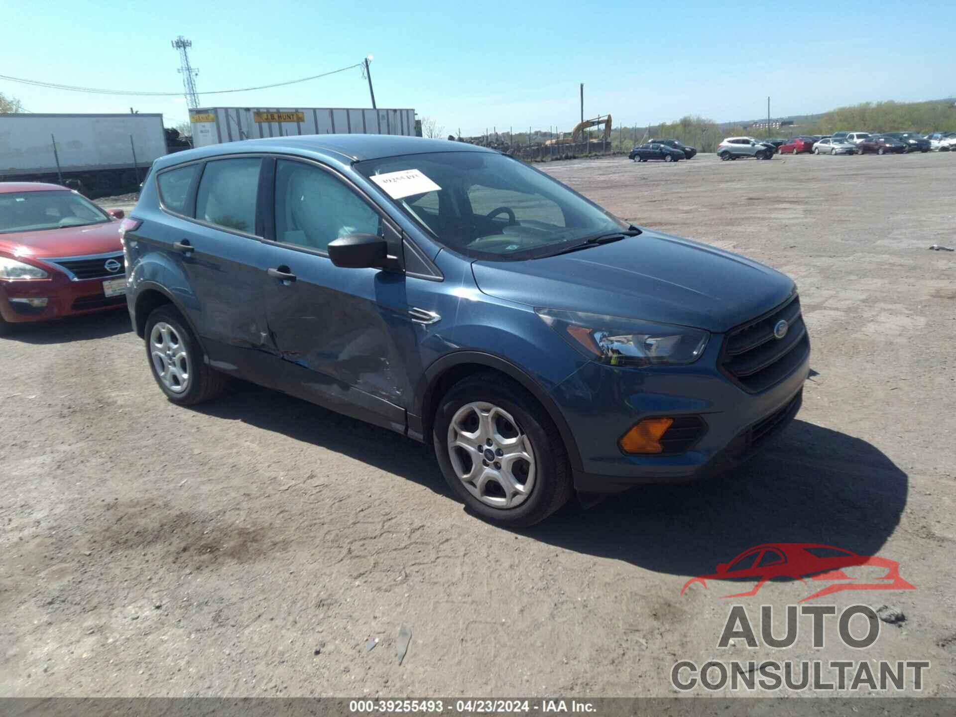 FORD ESCAPE 2018 - 1FMCU0F73JUC01189