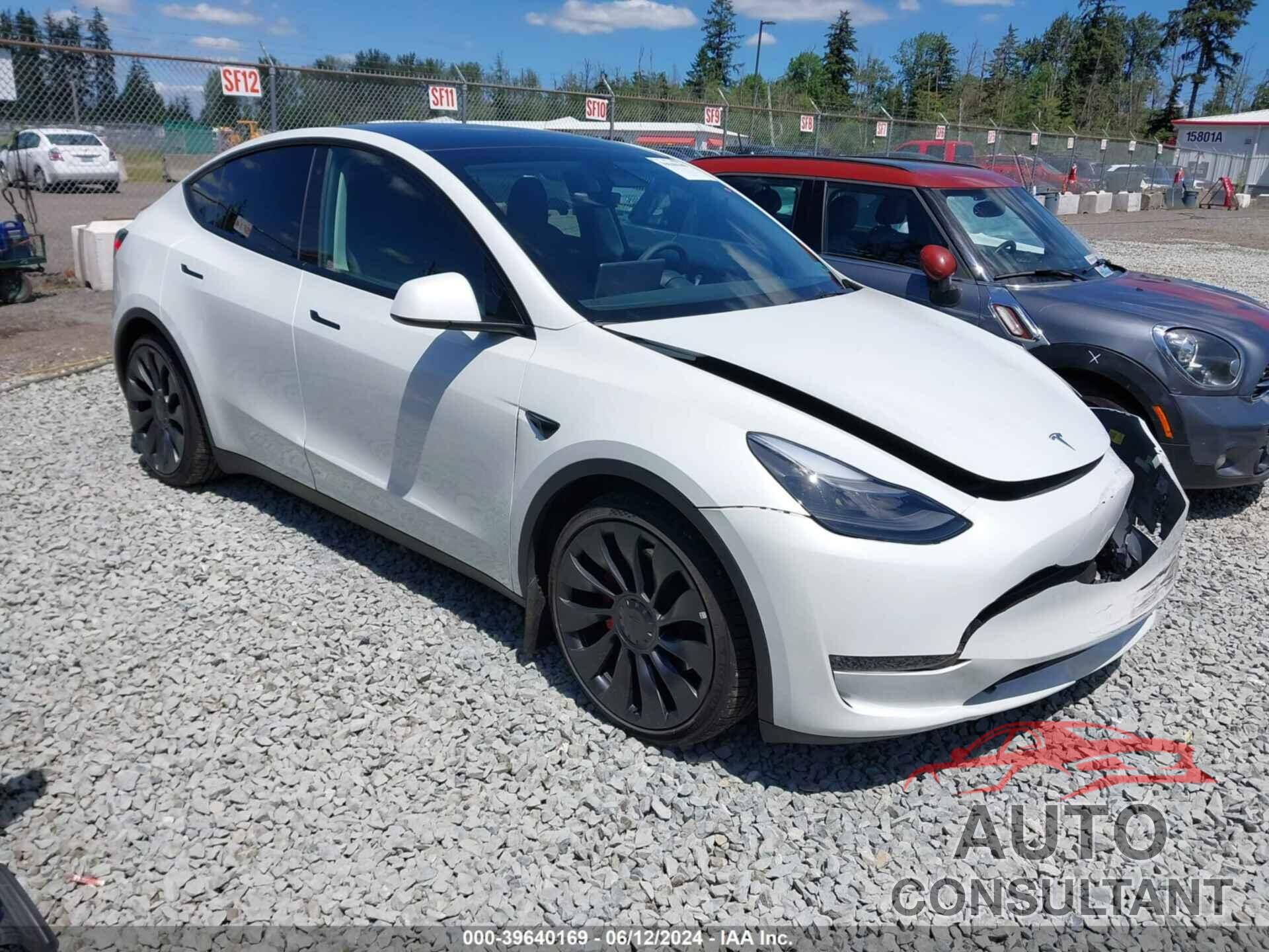 TESLA MODEL Y 2023 - 7SAYGDEF8PF663950