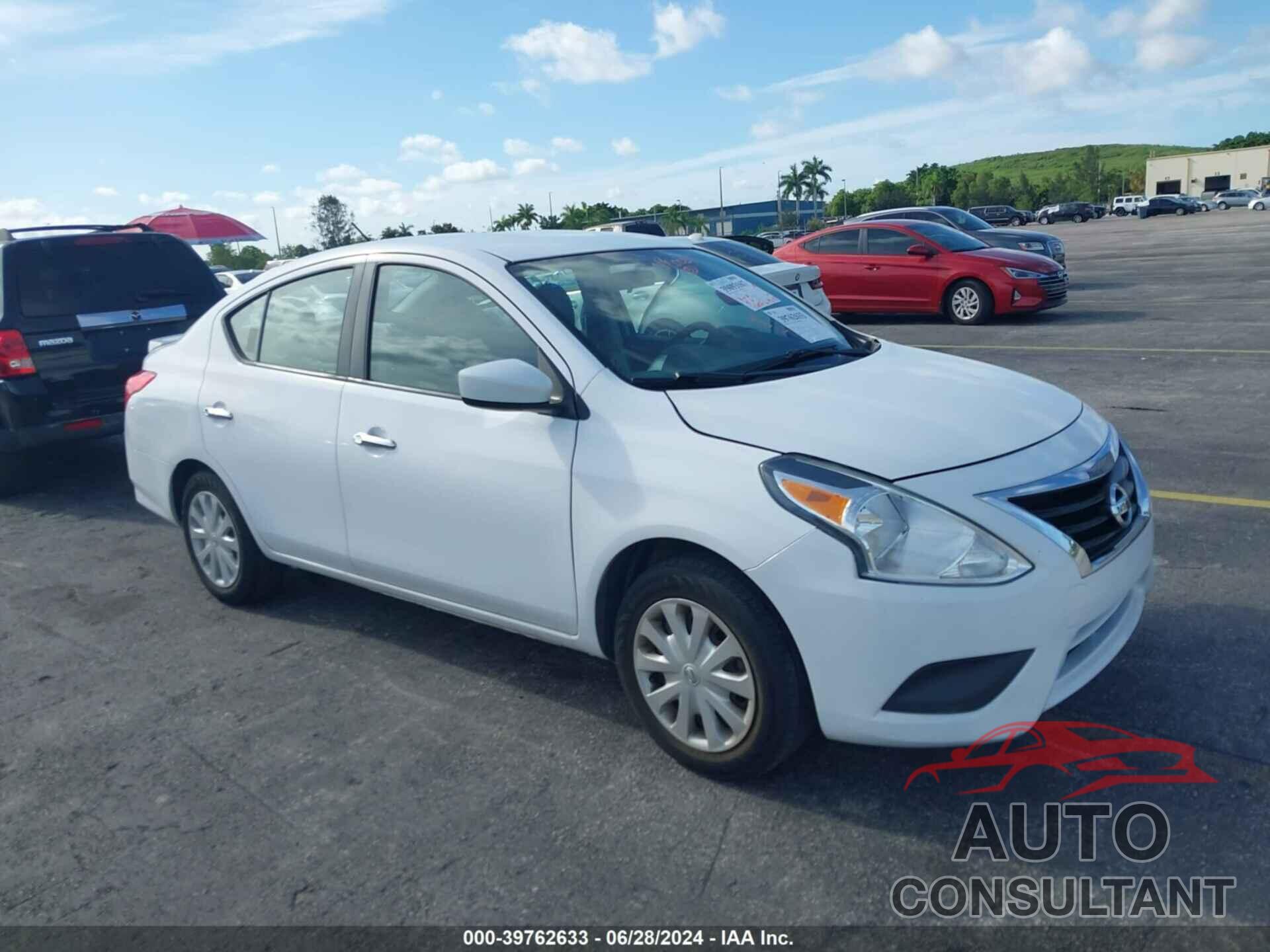 NISSAN VERSA 2017 - 3N1CN7AP6HL847464