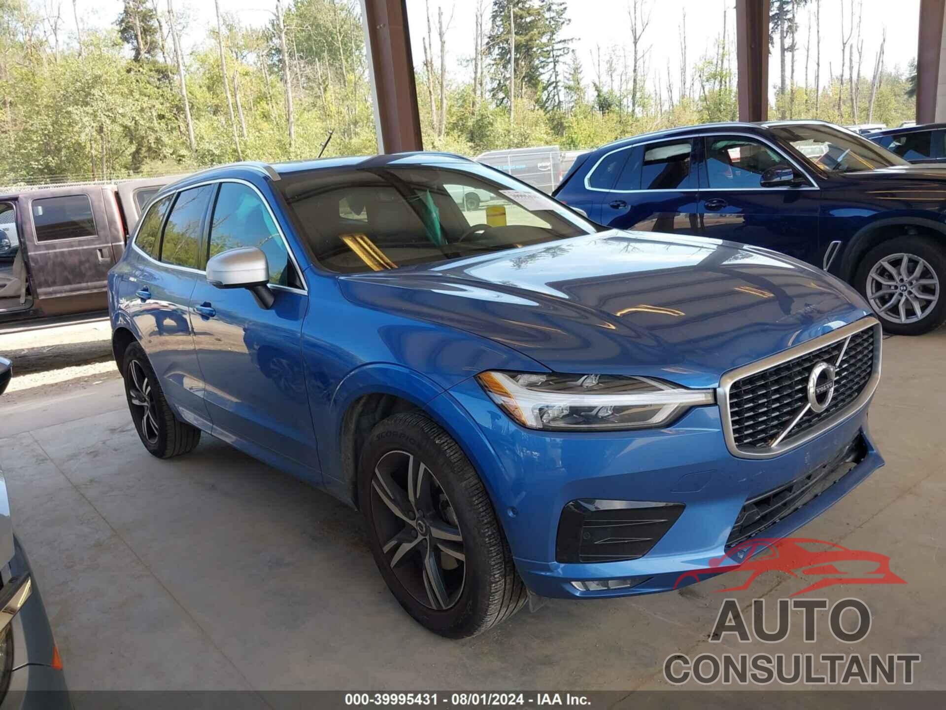 VOLVO XC60 2018 - LYV102RM6JB096369