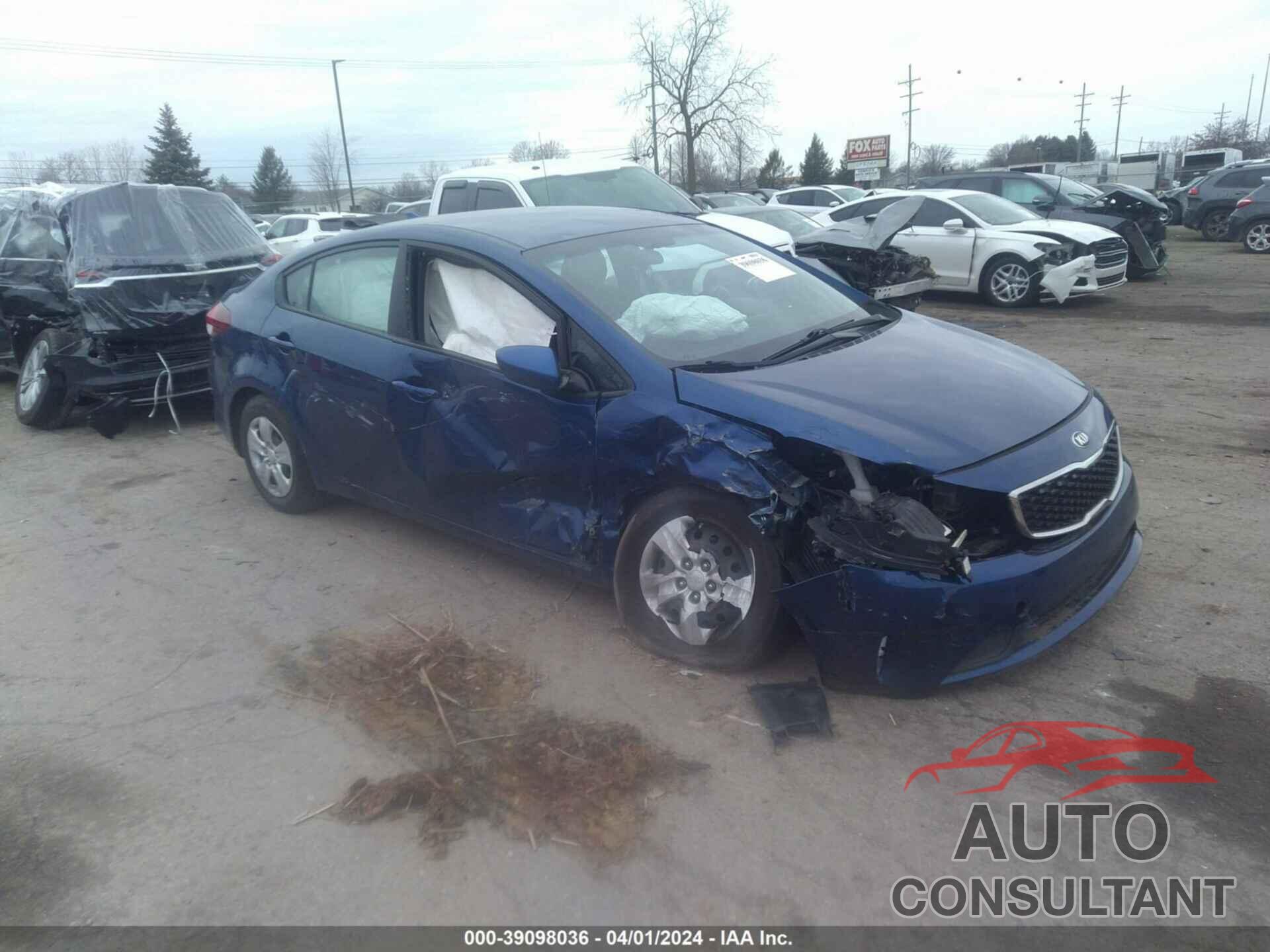 KIA FORTE 2018 - 3KPFK4A76JE182352