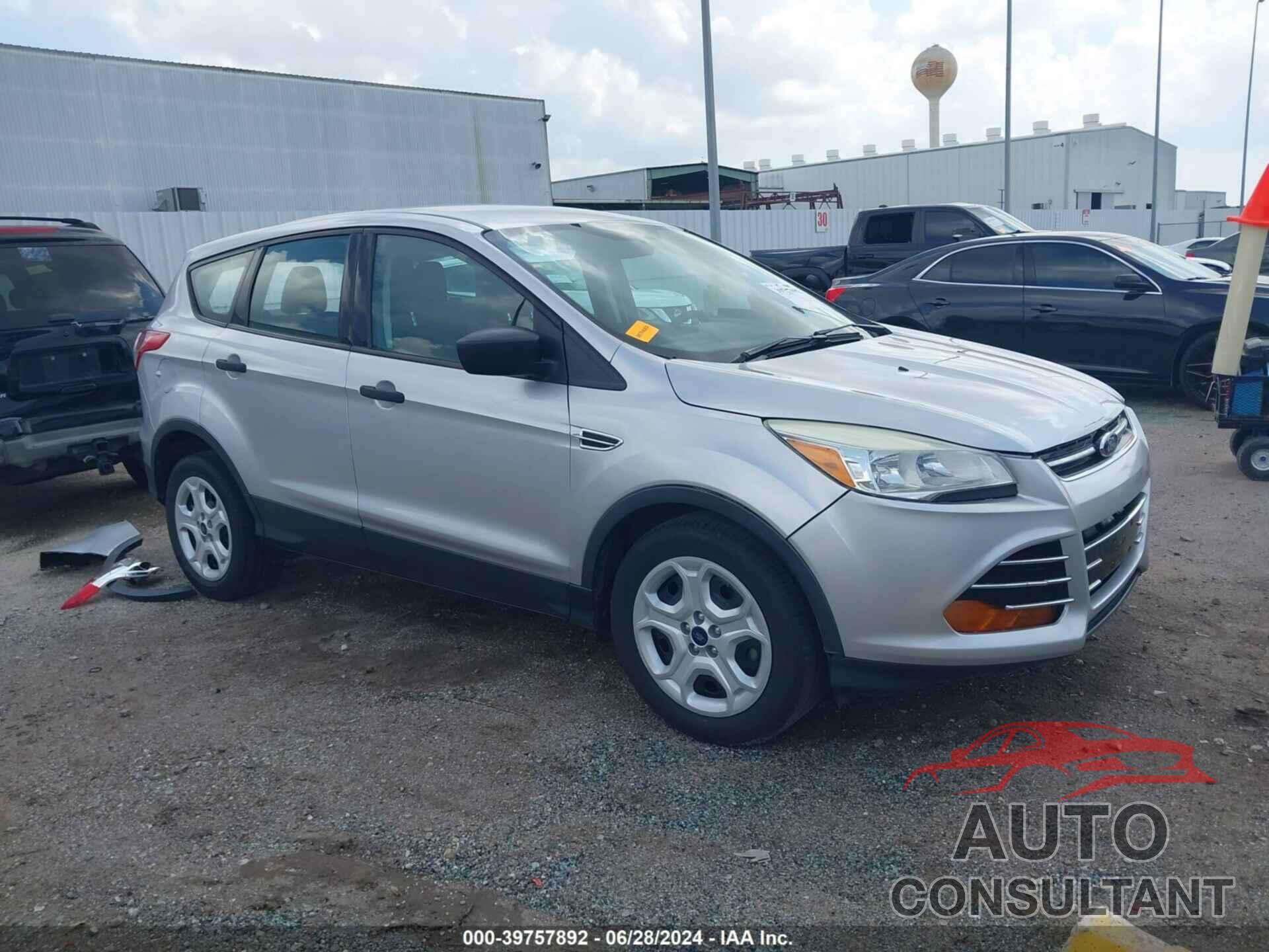 FORD ESCAPE 2016 - 1FMCU0F75GUC41850