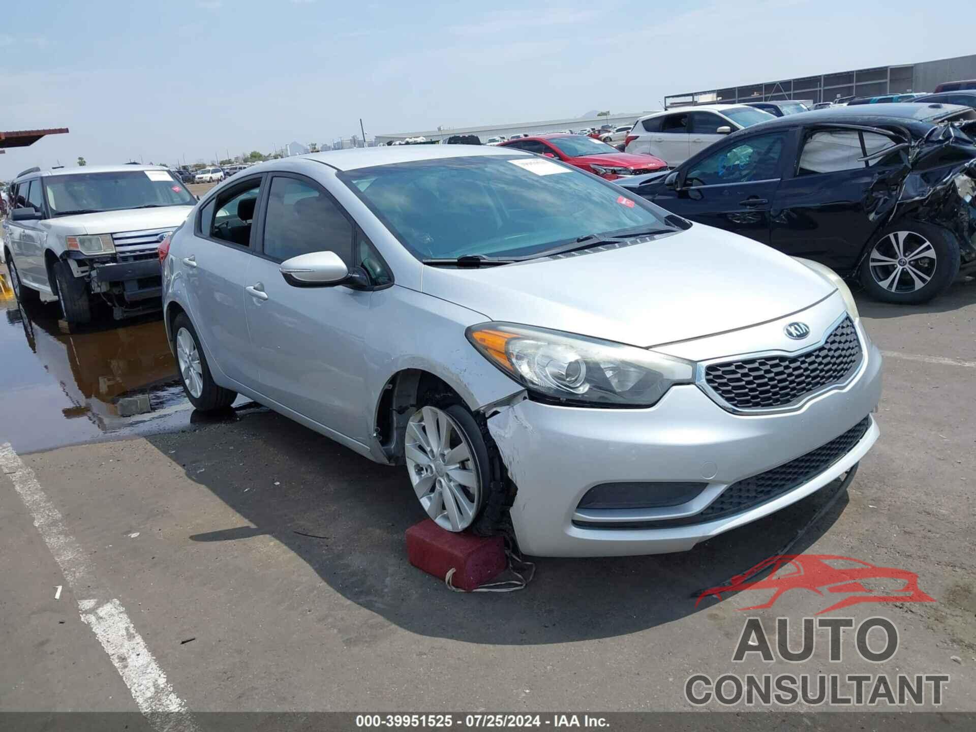 KIA FORTE 2016 - KNAFX4A66G5513330