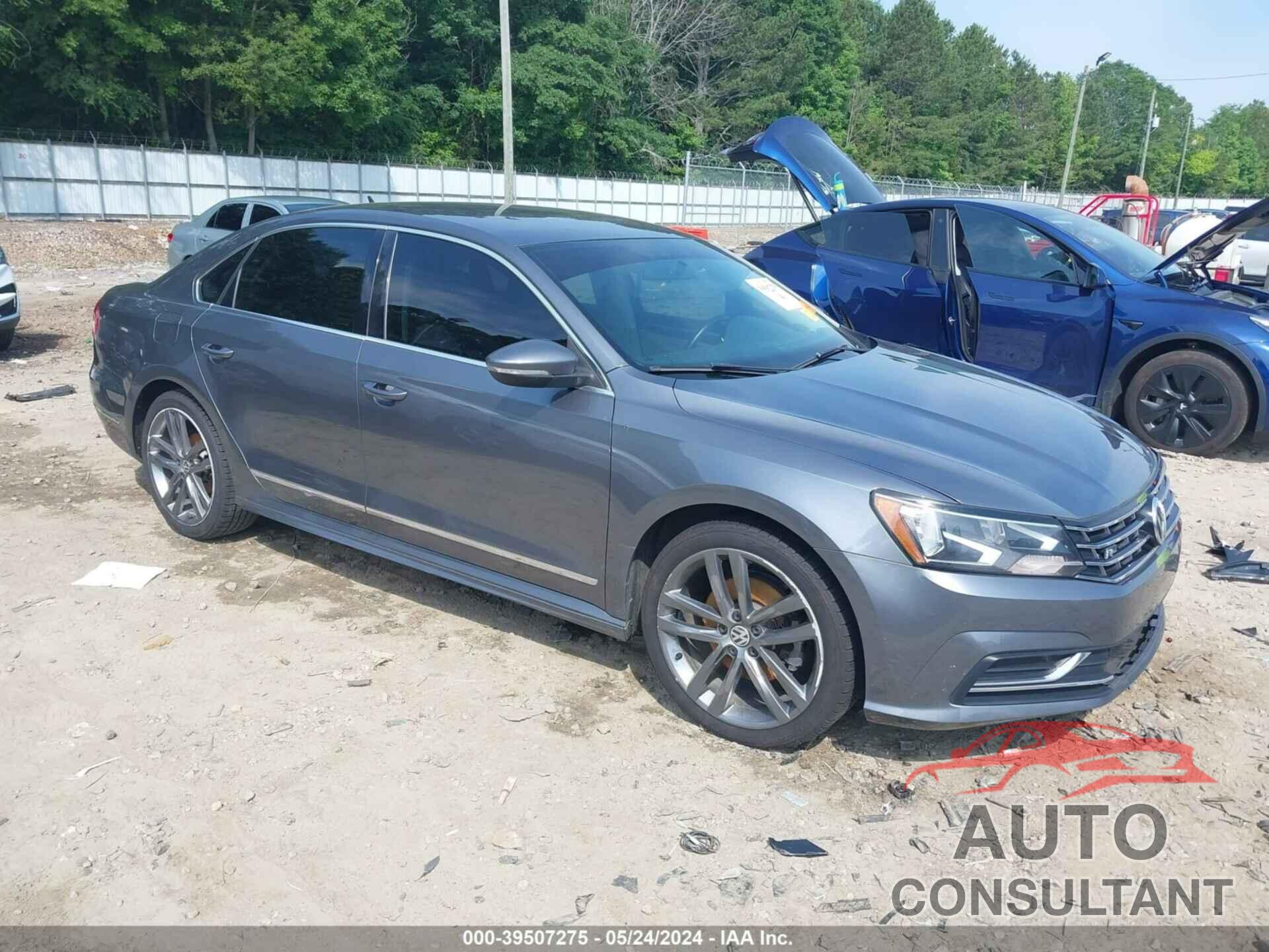VOLKSWAGEN PASSAT 2016 - 1VWAT7A34GC045137