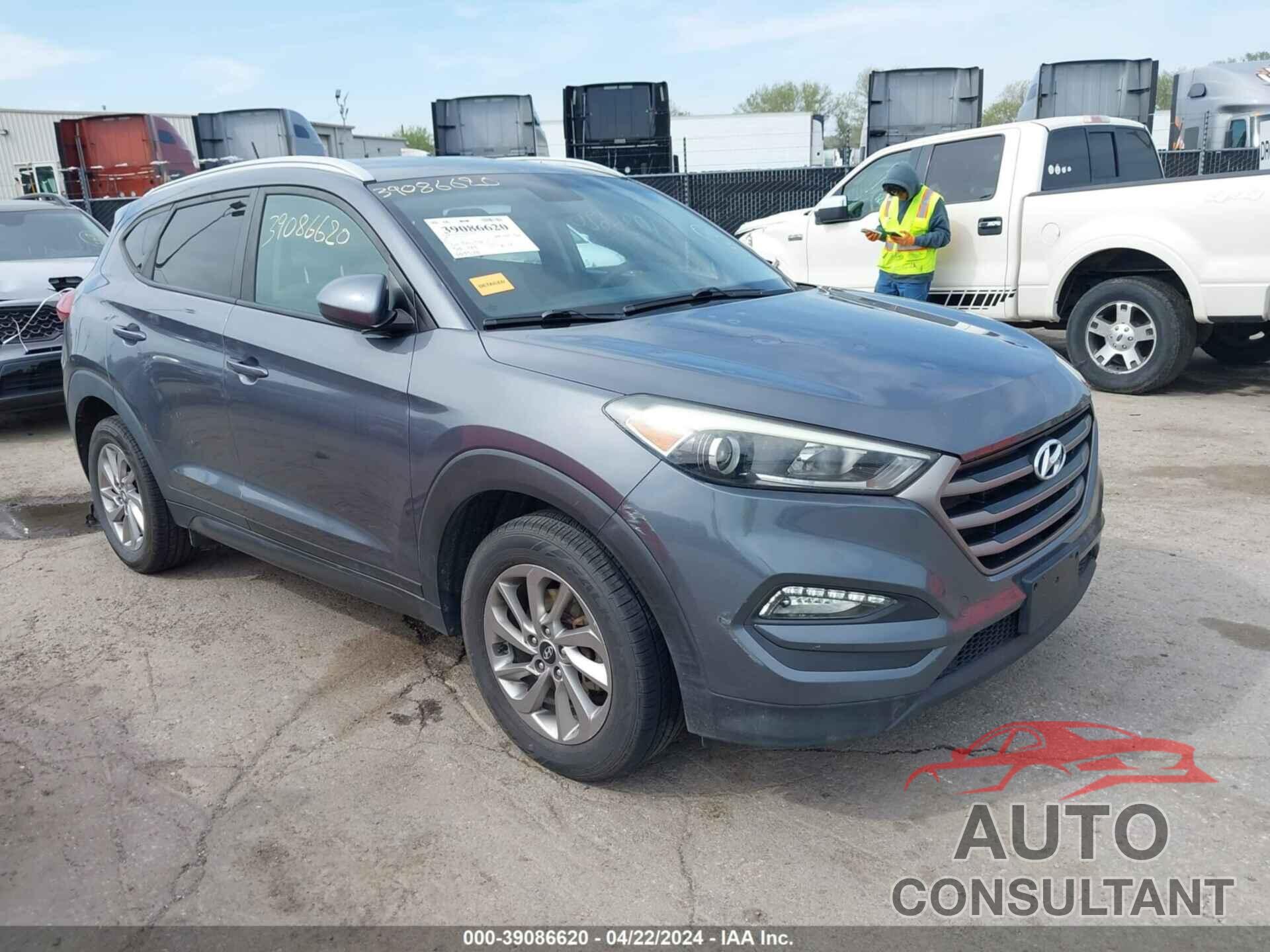 HYUNDAI TUCSON 2016 - KM8J3CA48GU157837