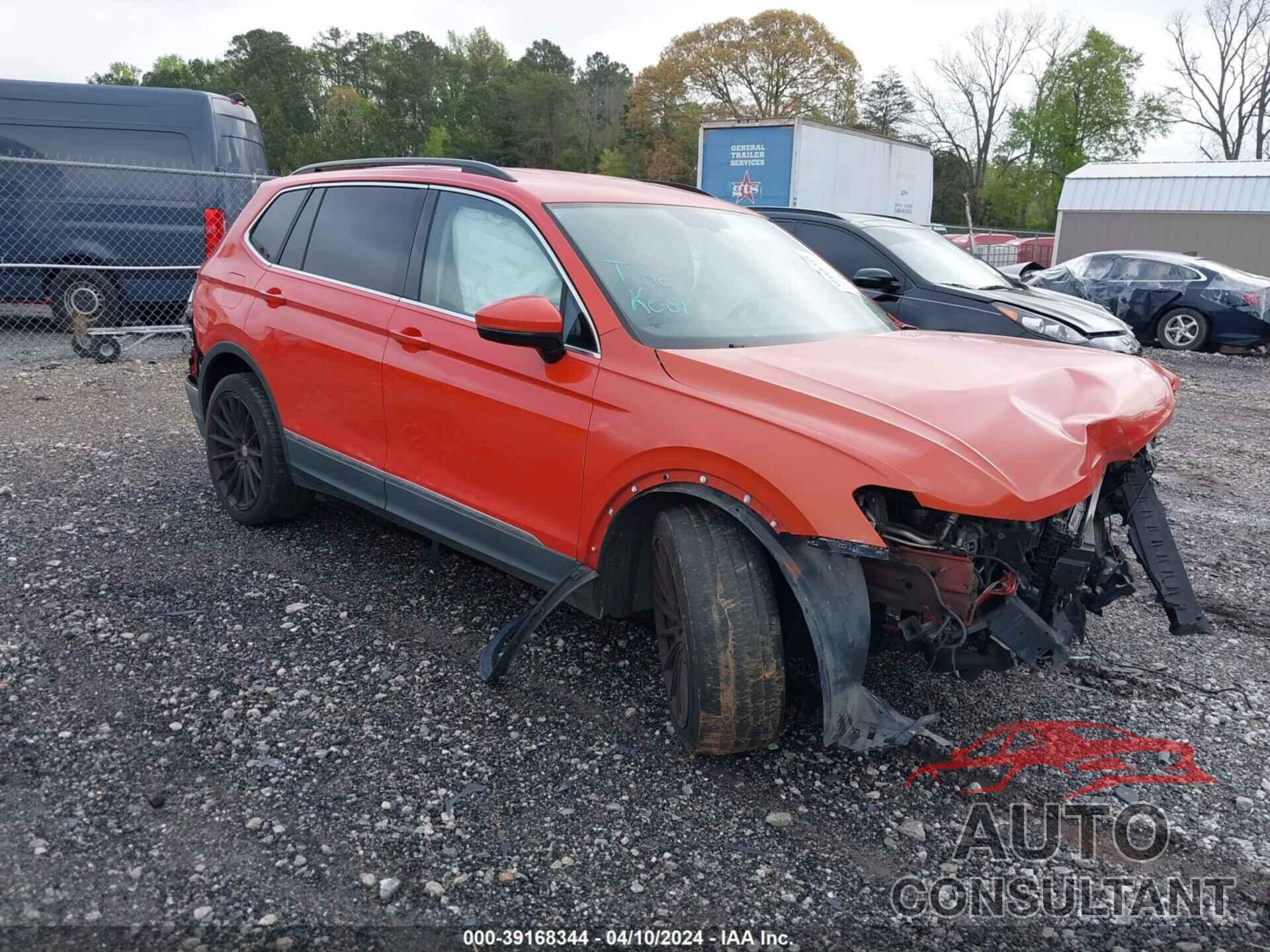 VOLKSWAGEN TIGUAN 2018 - 3VV3B7AX9JM213766