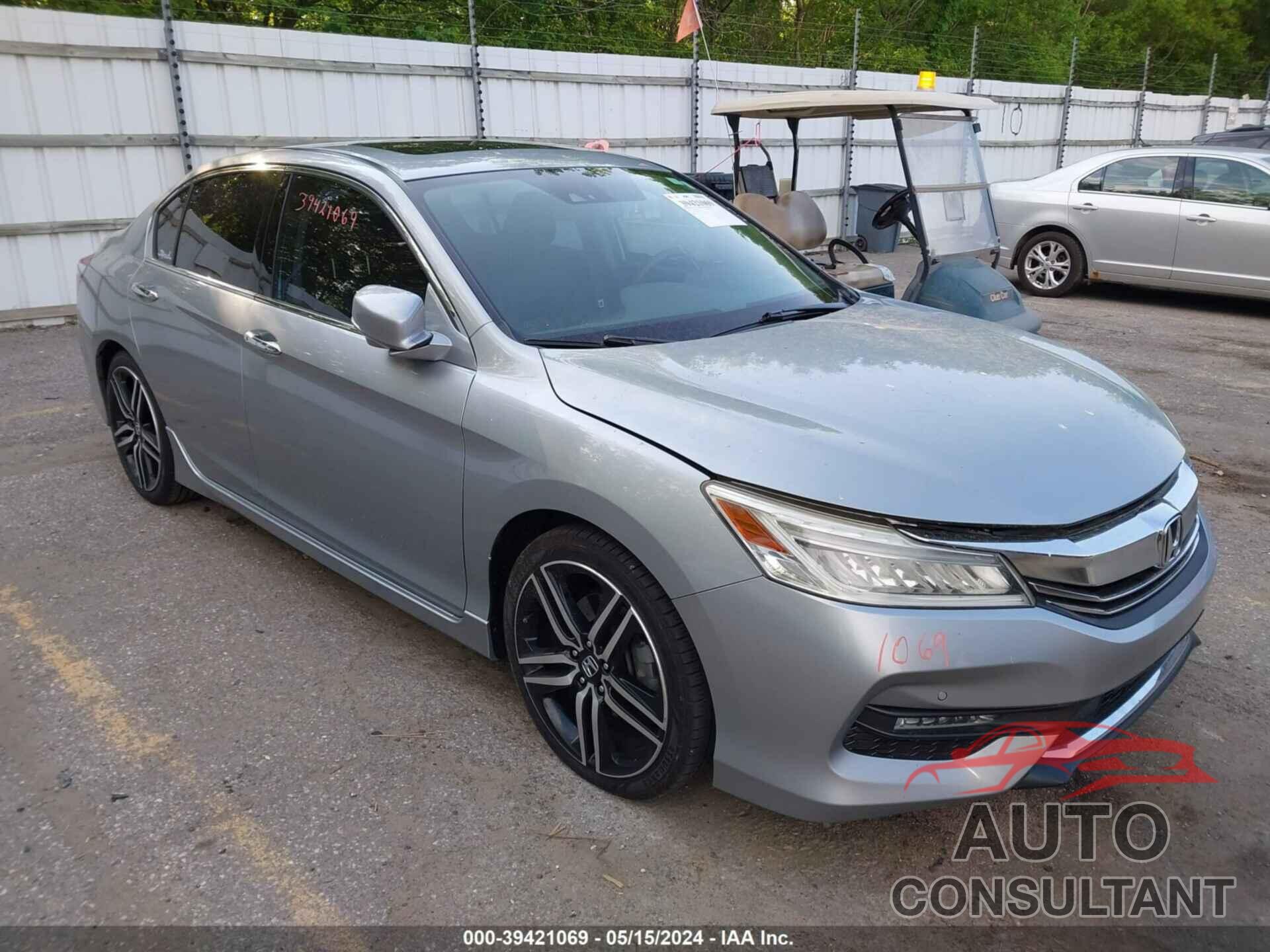 HONDA ACCORD 2017 - 1HGCR3F94HA007745
