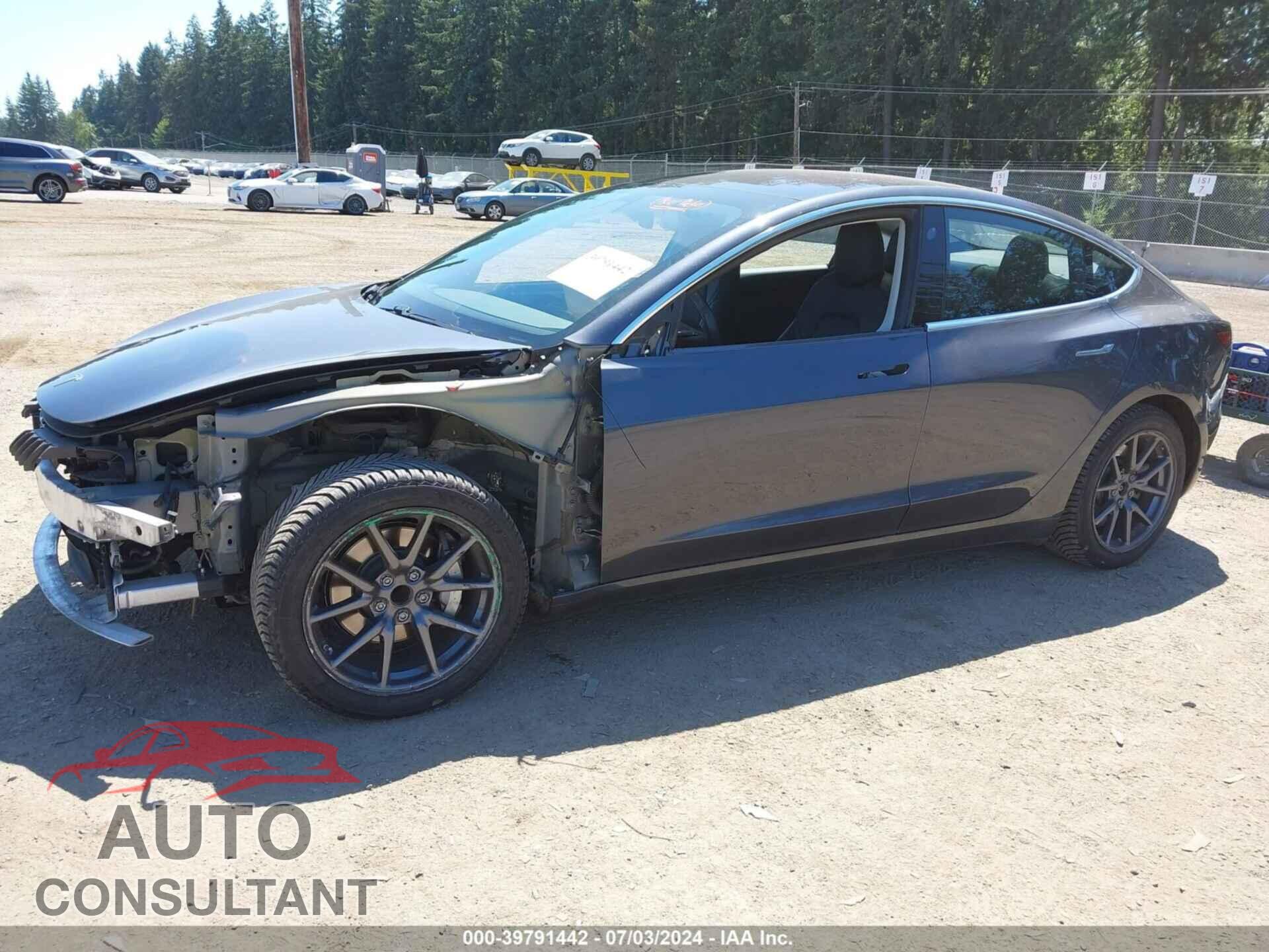 TESLA MODEL 3 2018 - 5YJ3E1EA1JF016393
