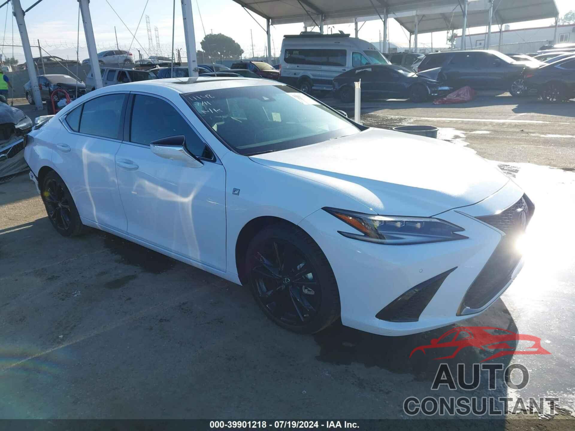 LEXUS ES 300H 2024 - 58ABA1C18RU038571