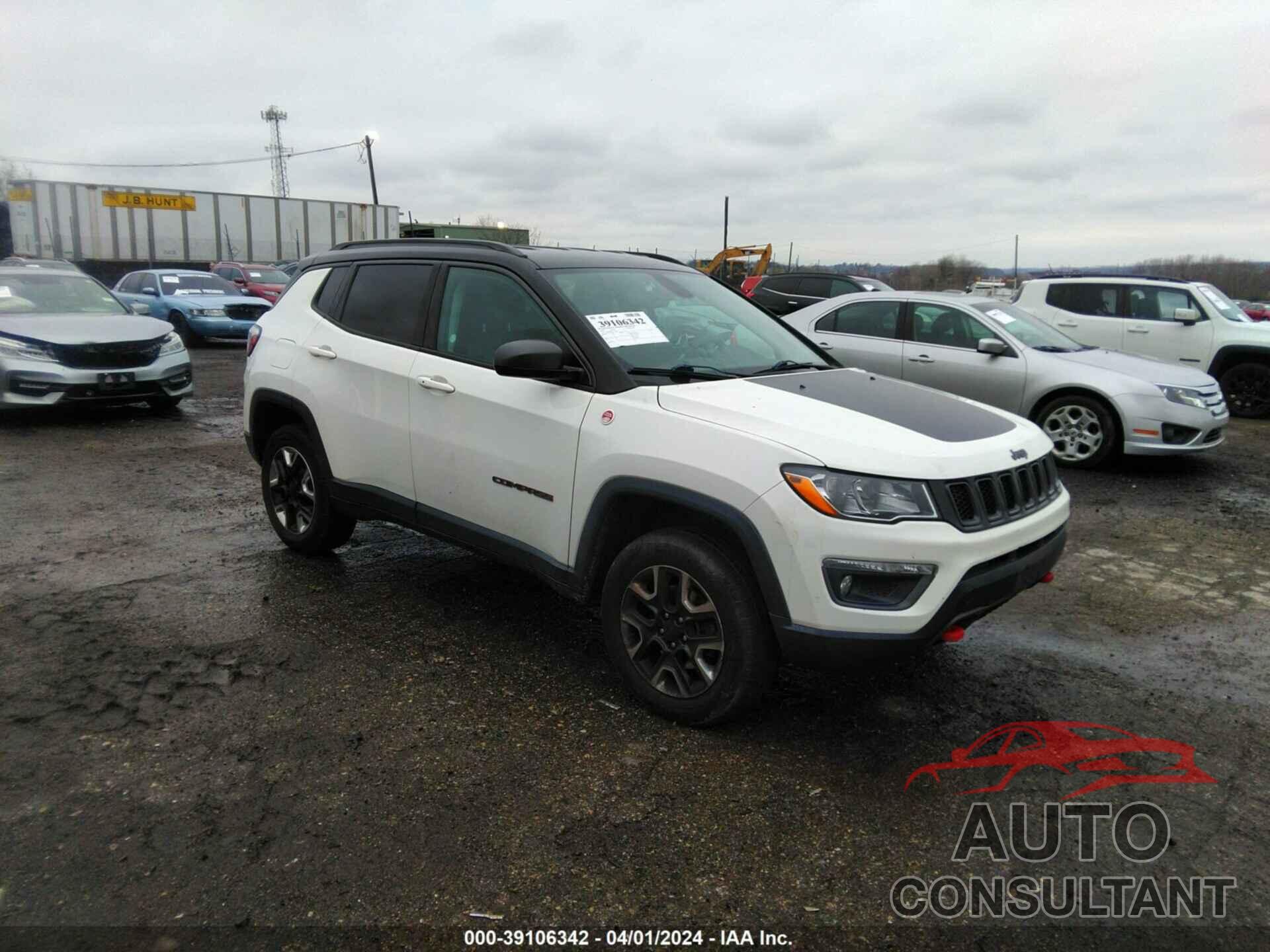 JEEP COMPASS 2018 - 3C4NJDDB2JT470010