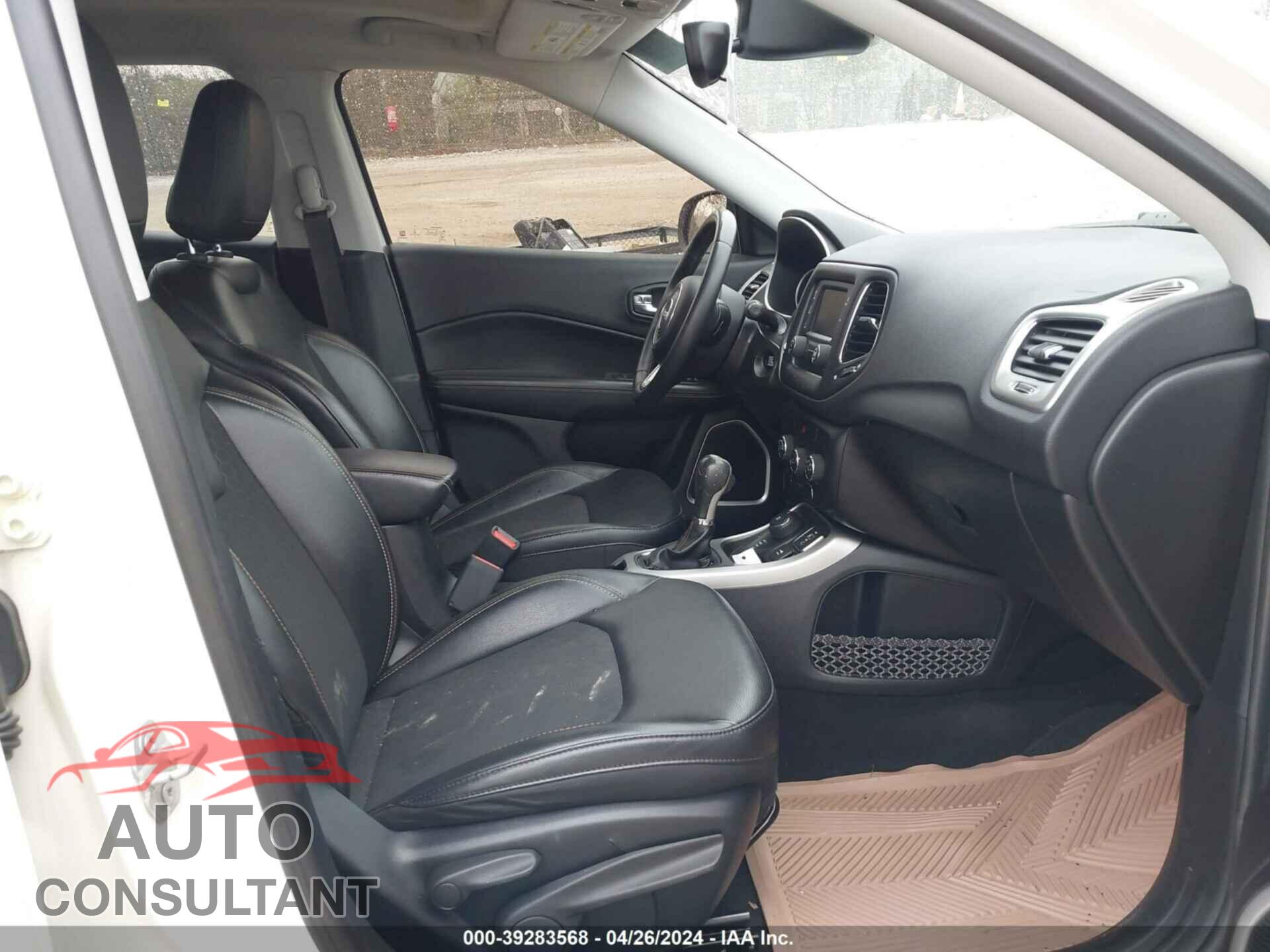 JEEP COMPASS 2018 - 3C4NJDBB7JT366812