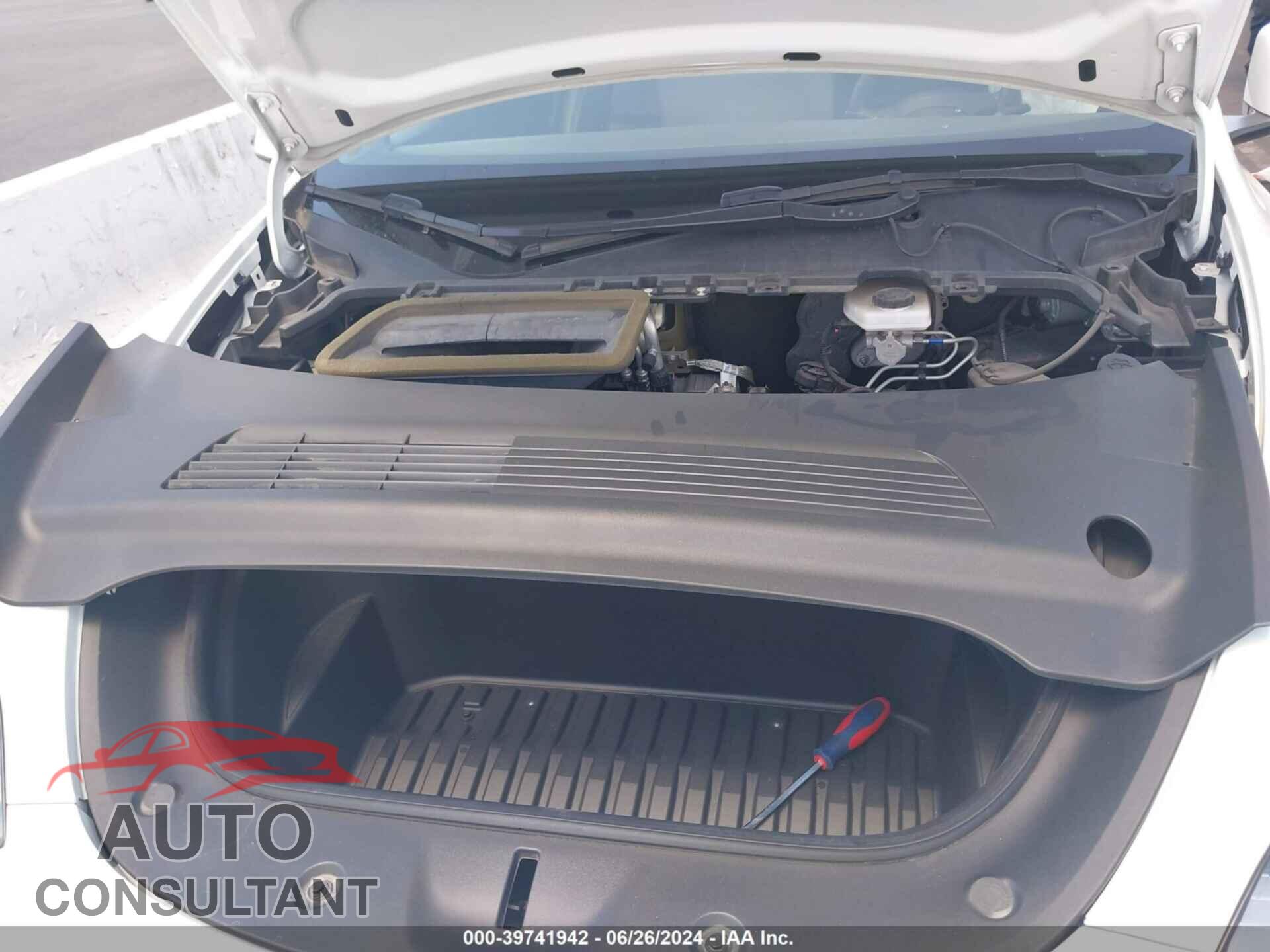 TESLA MODEL Y 2021 - 5YJYGDEEXMF186521
