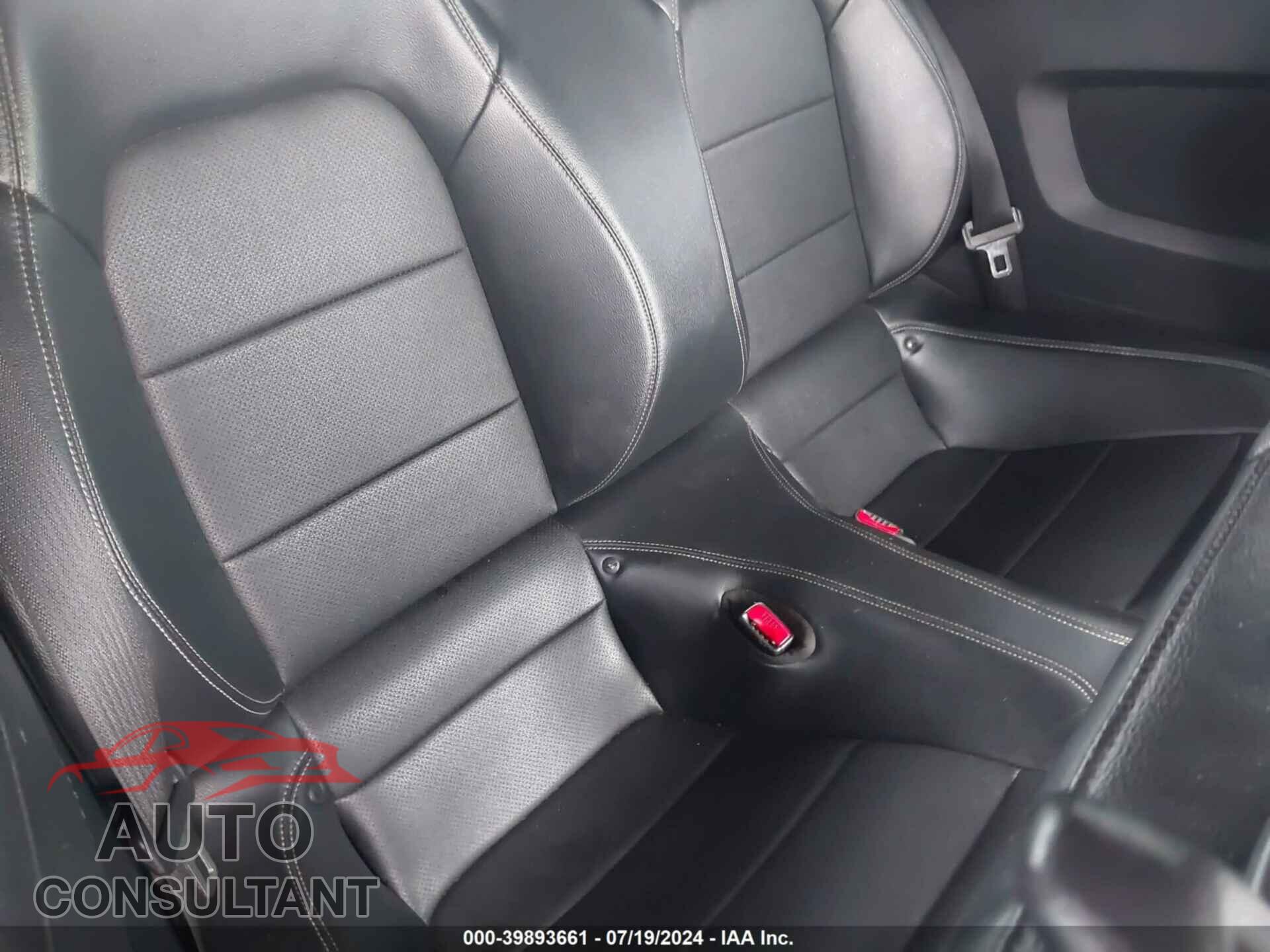 FORD MUSTANG 2017 - 1FATP8UH3H5295705
