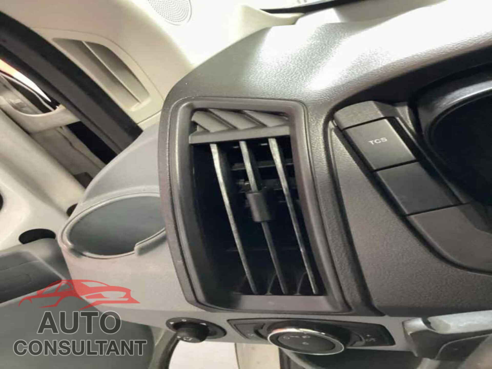 FORD TRANSIT 2017 - 1FTYE1ZM9HKB36983