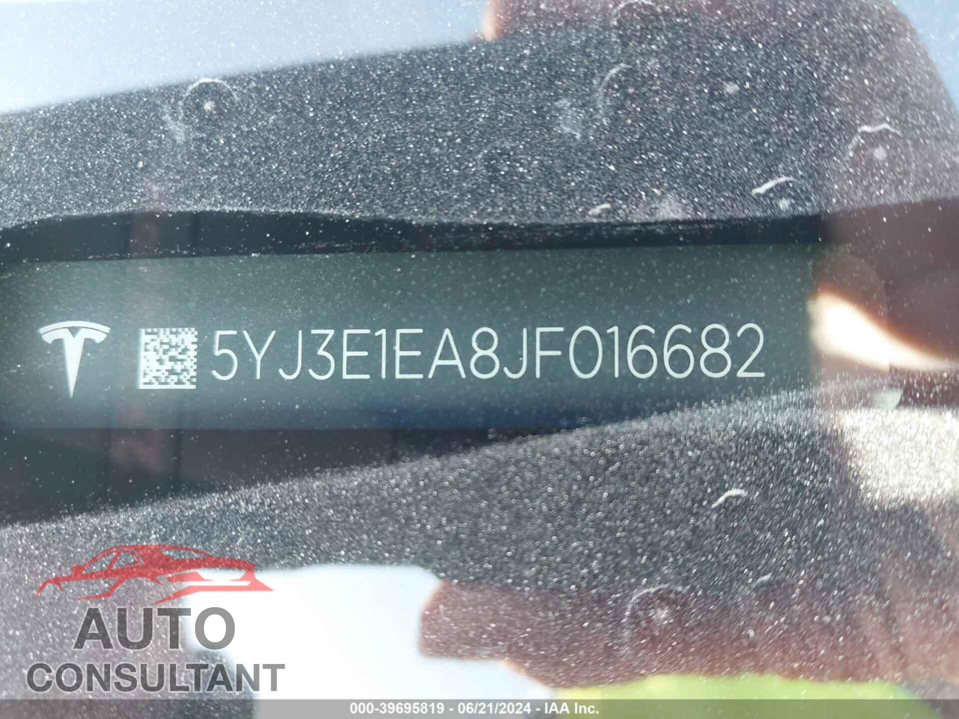 TESLA MODEL 3 2018 - 5YJ3E1EA8JF016682