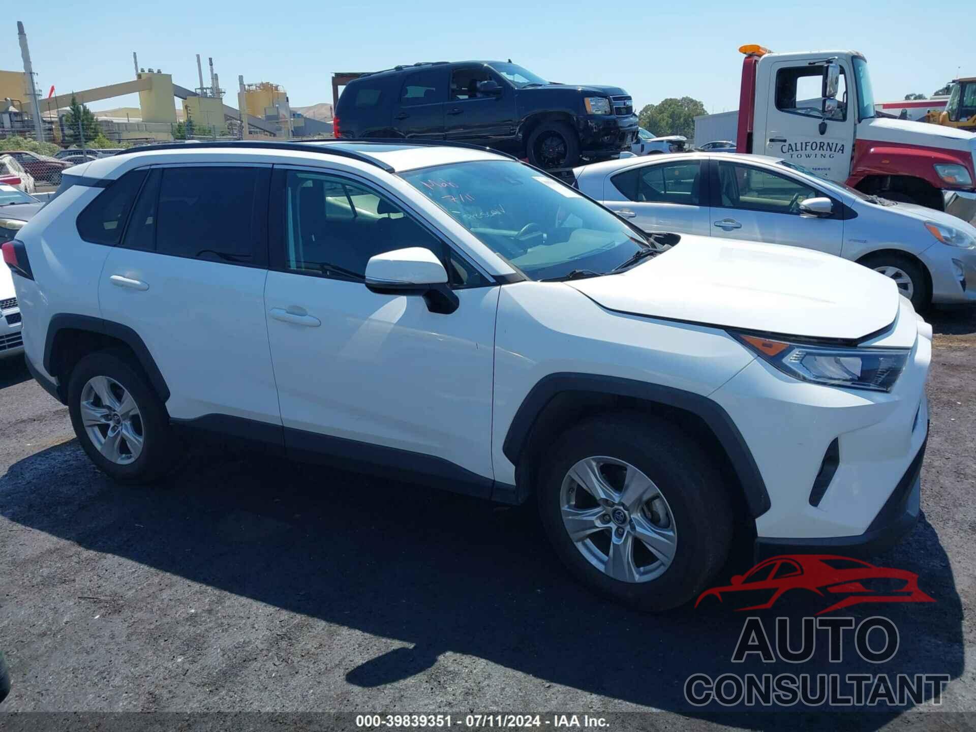 TOYOTA RAV4 2019 - 2T3W1RFV3KW035807