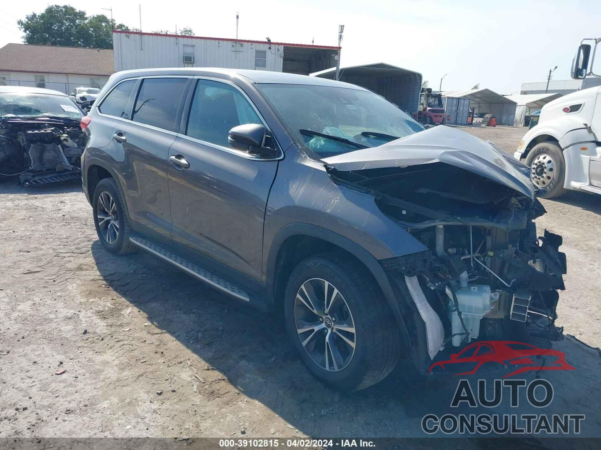 TOYOTA HIGHLANDER 2019 - 5TDZZRFH5KS335530