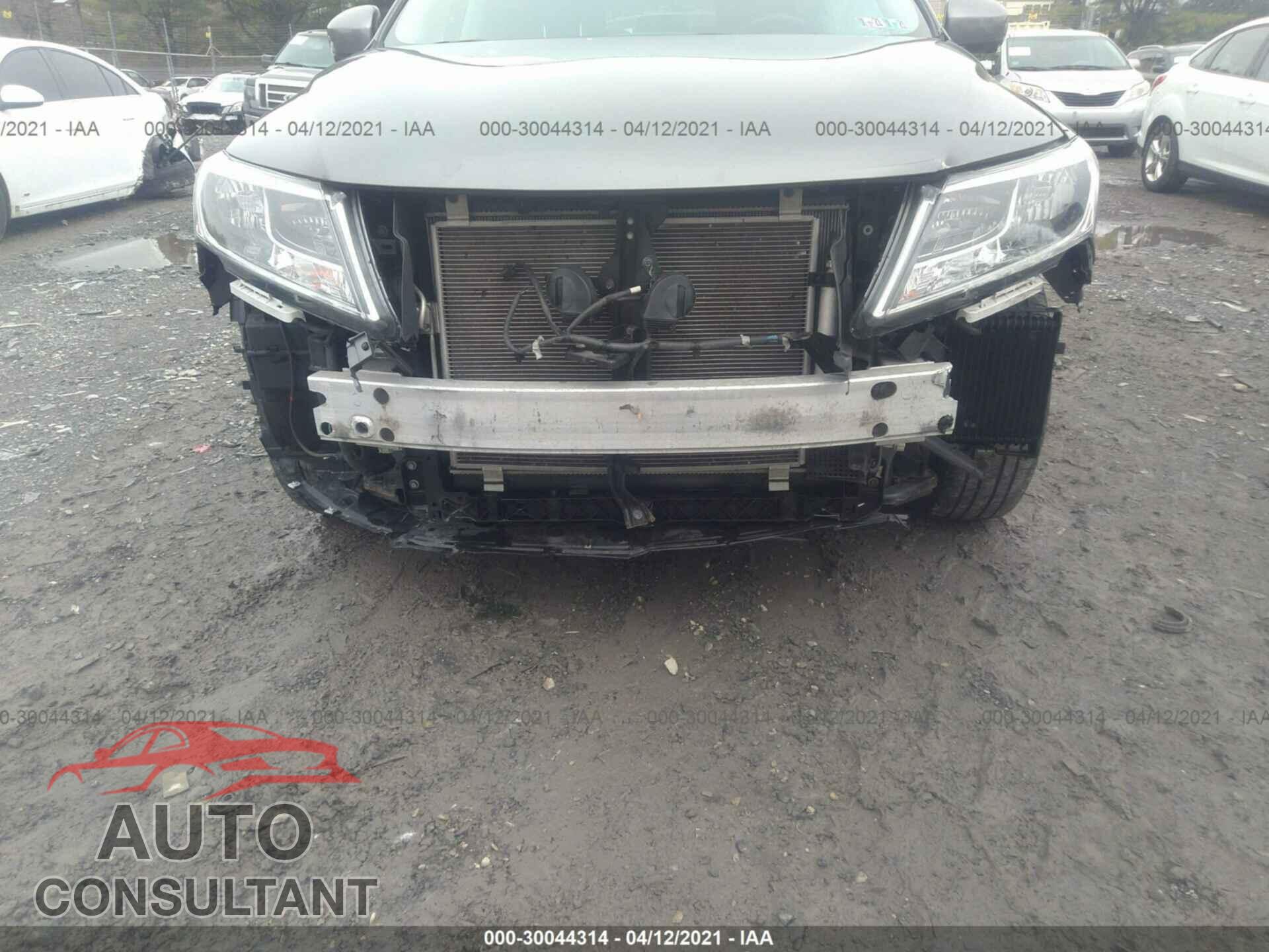 NISSAN PATHFINDER 2016 - 5N1AR2MM8GC617833