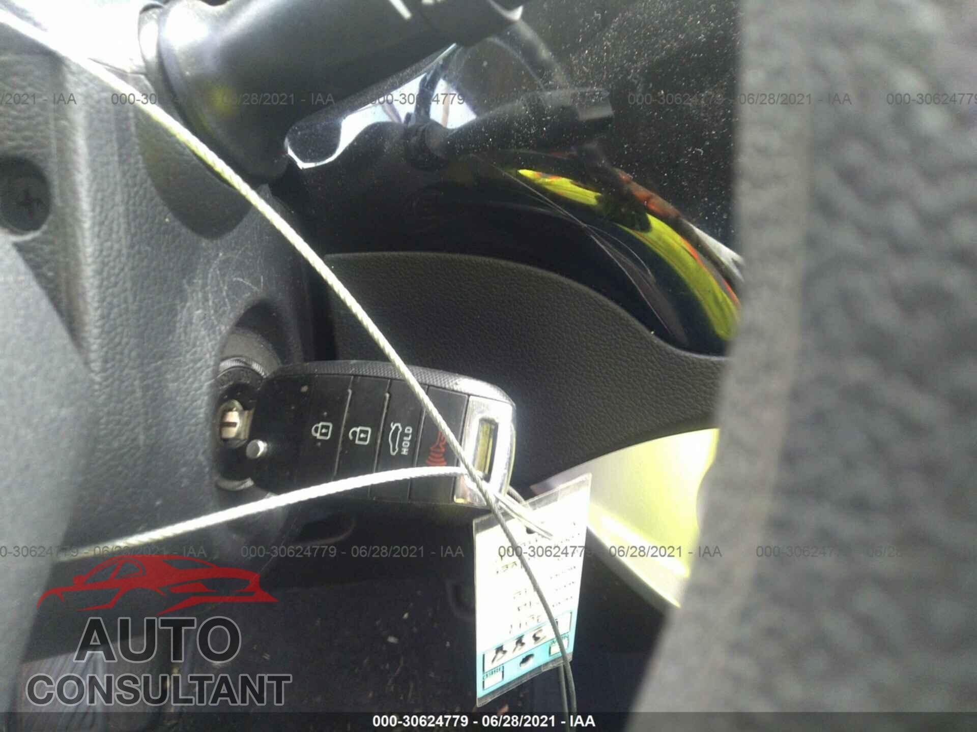 KIA RIO 2017 - KNADM4A33H6108558