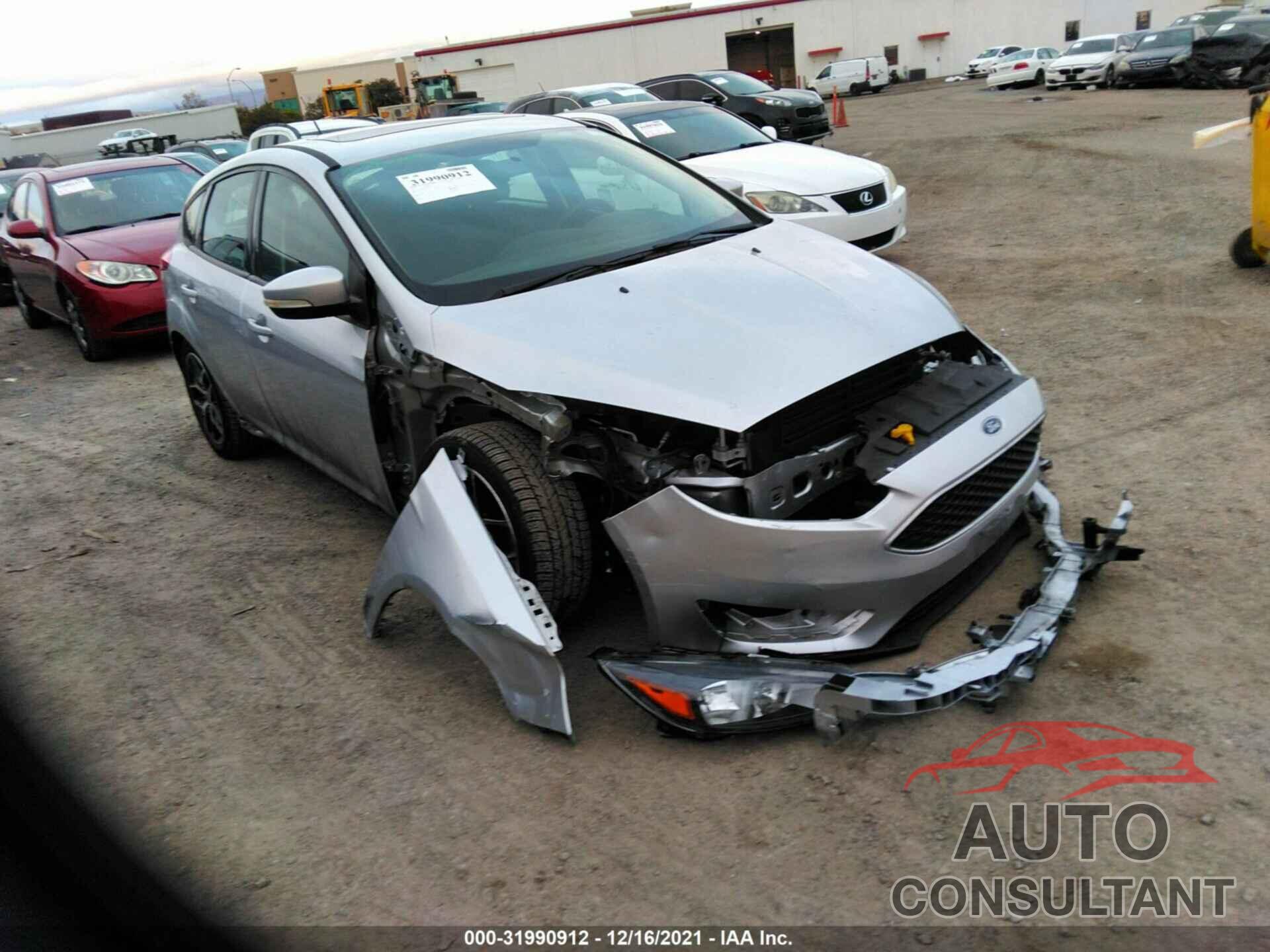 FORD FOCUS 2017 - 1FADP3M24HL277521