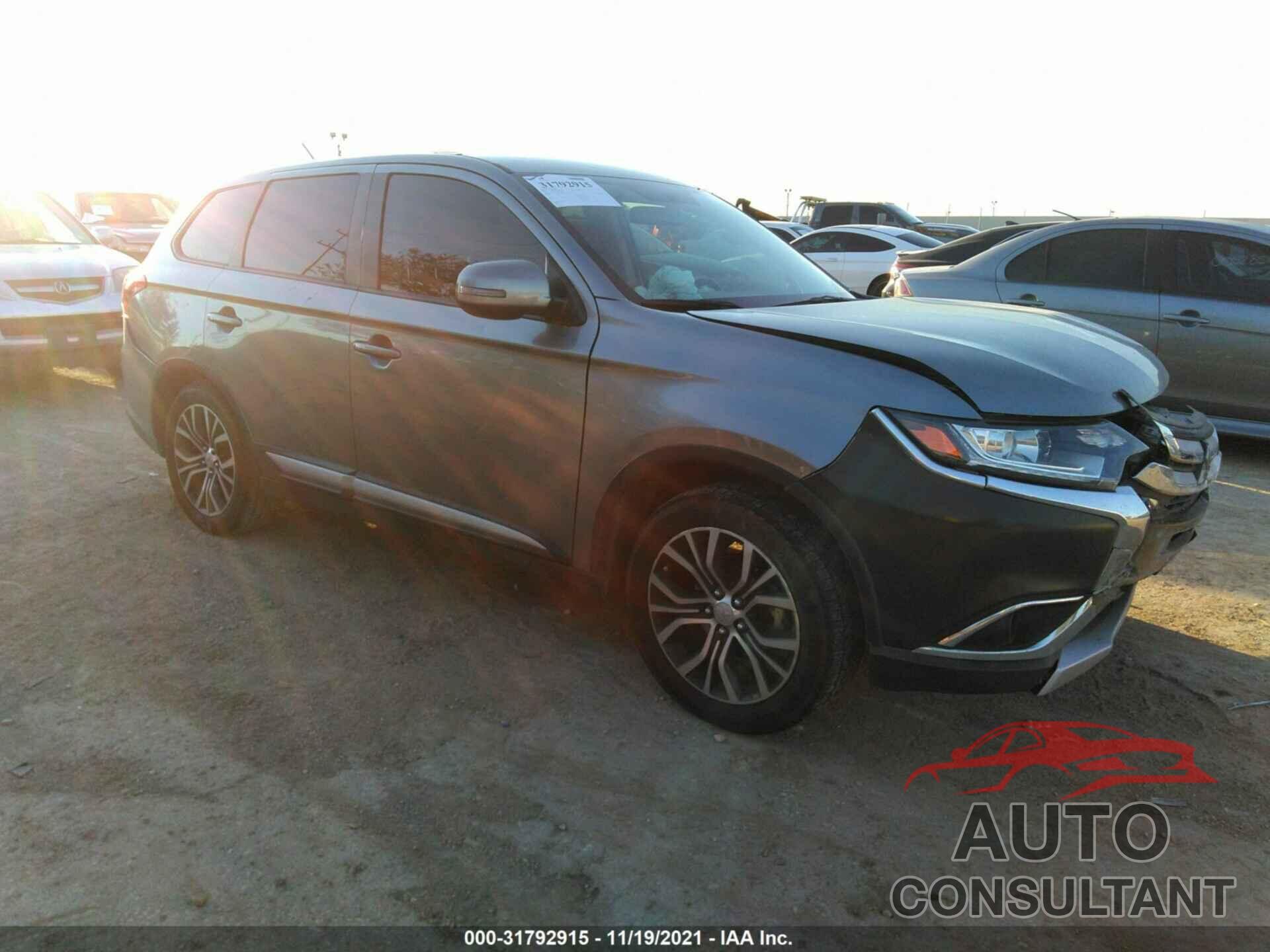 MITSUBISHI OUTLANDER 2016 - JA4AD3A38GZ008267