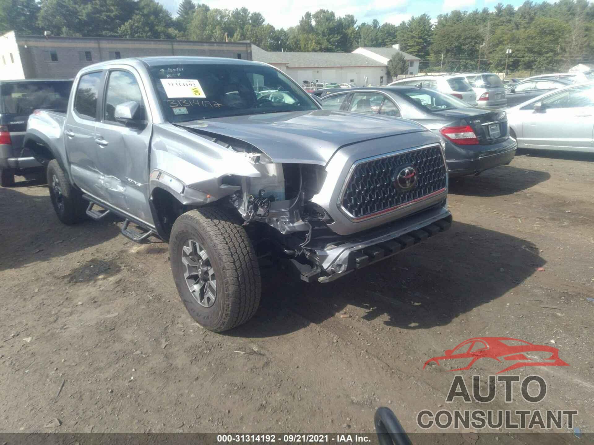 TOYOTA TACOMA 4WD 2019 - 5TFCZ5AN2KX195412