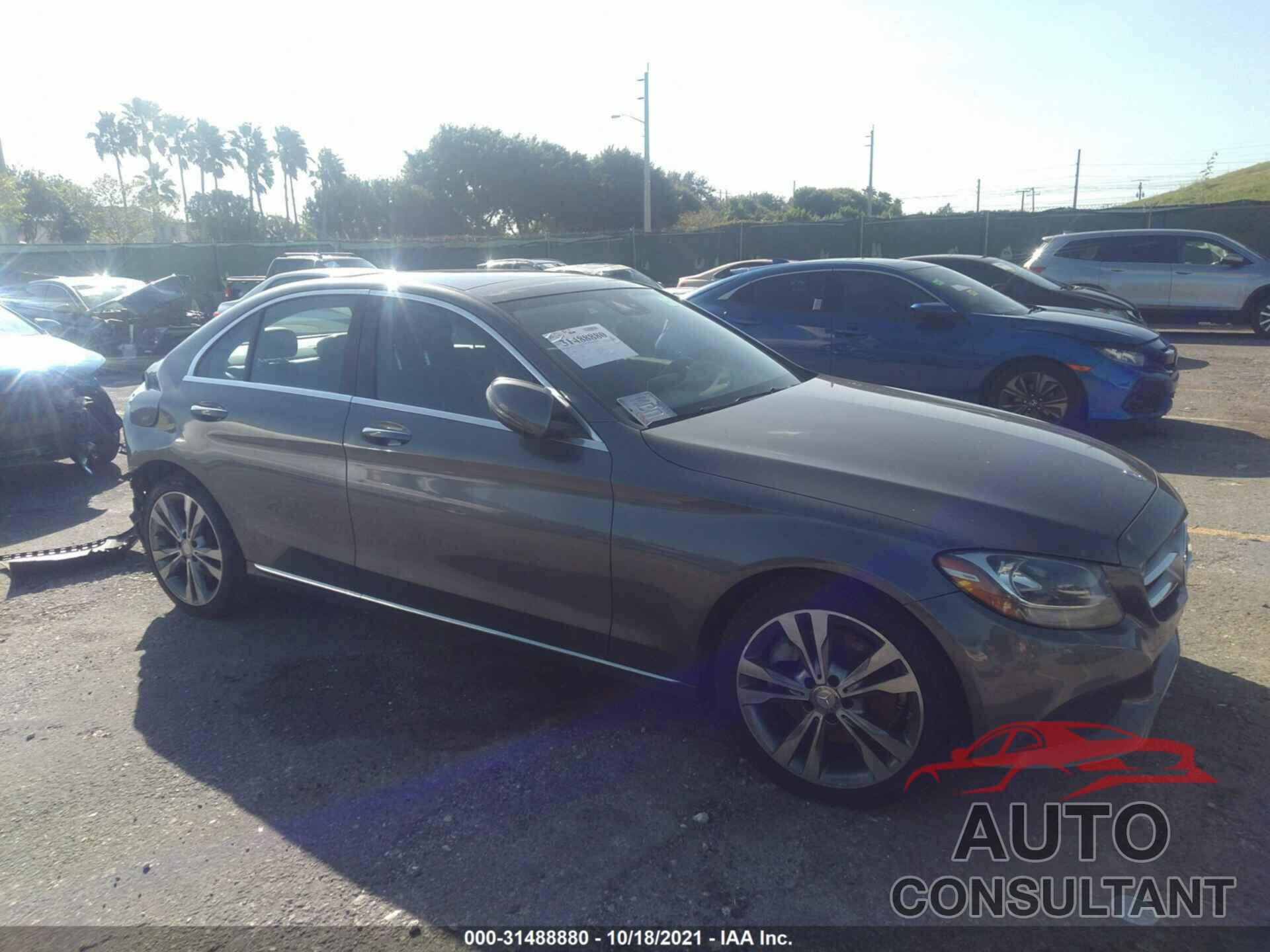 MERCEDES-BENZ C-CLASS 2017 - 55SWF4JB4HU205400