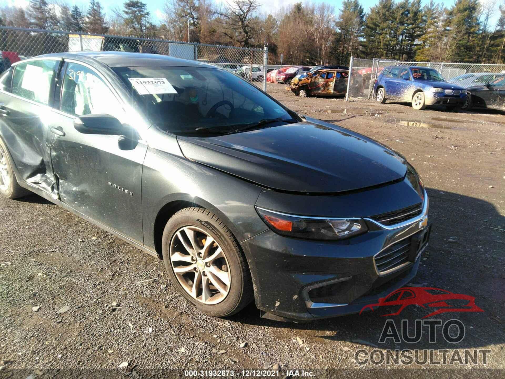 CHEVROLET MALIBU 2017 - 1G1ZE5ST5HF112579