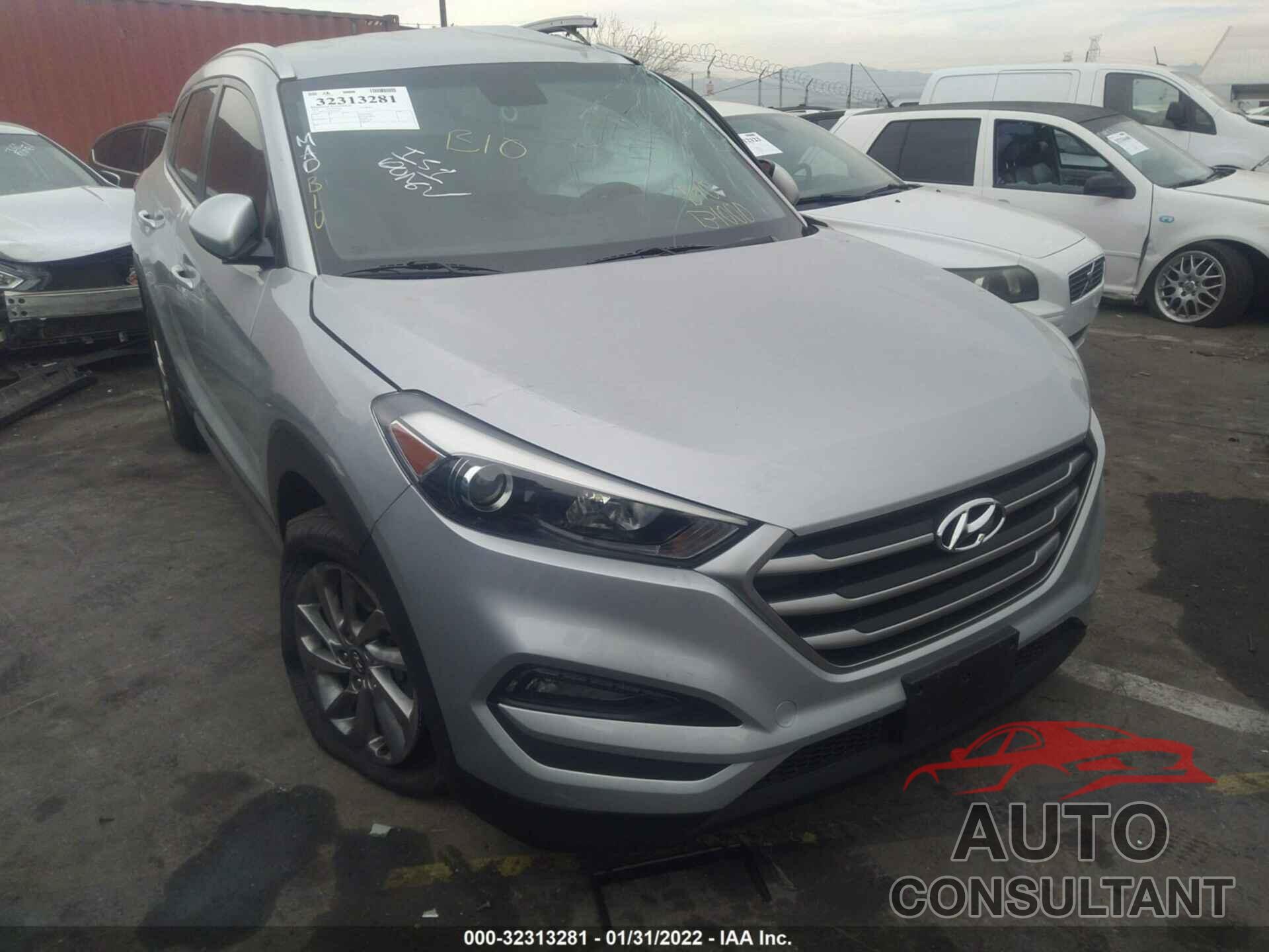 HYUNDAI TUCSON 2018 - KM8J33A49JU604067