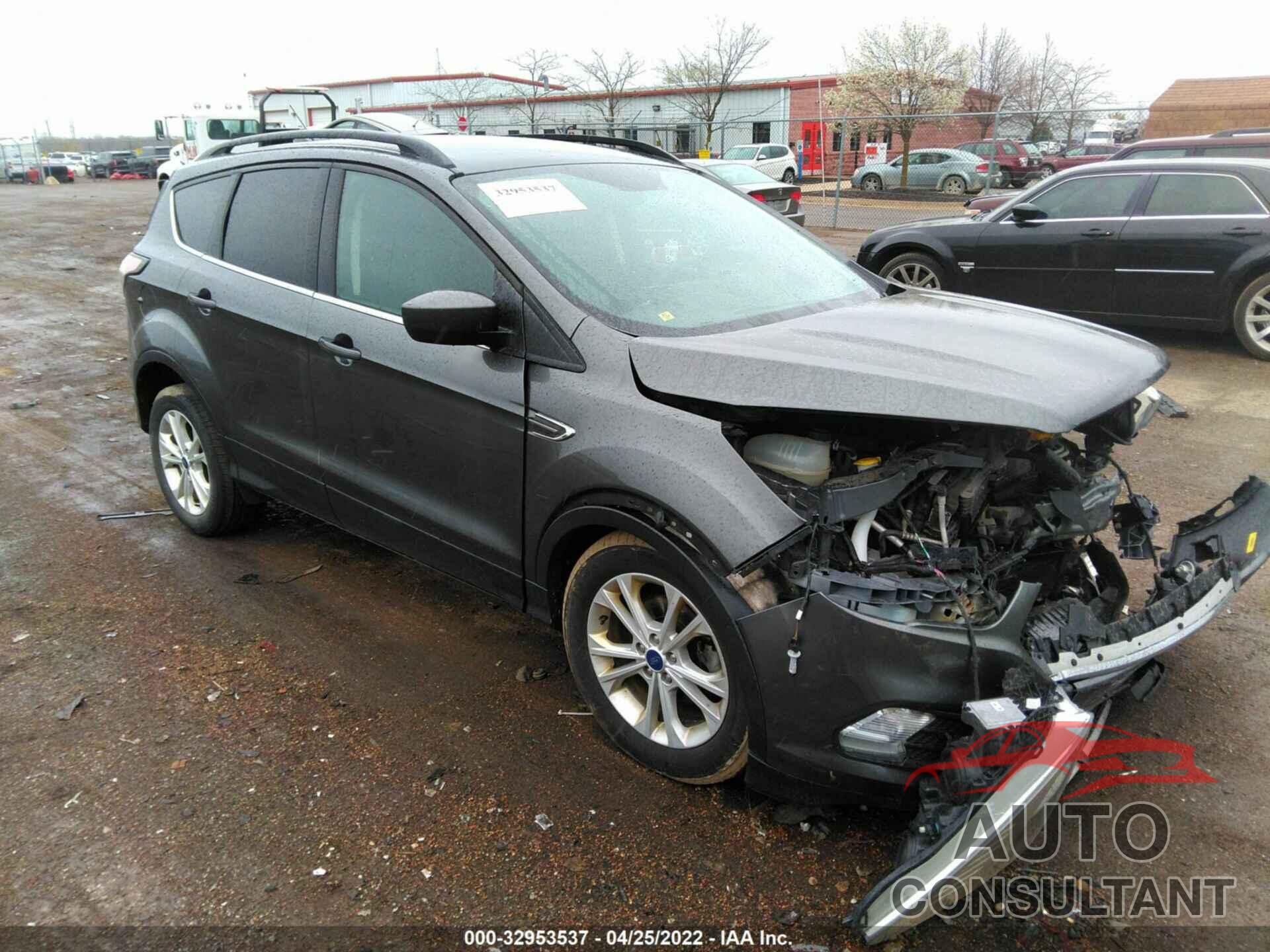 FORD ESCAPE 2017 - 1FMCU0GD4HUD26636