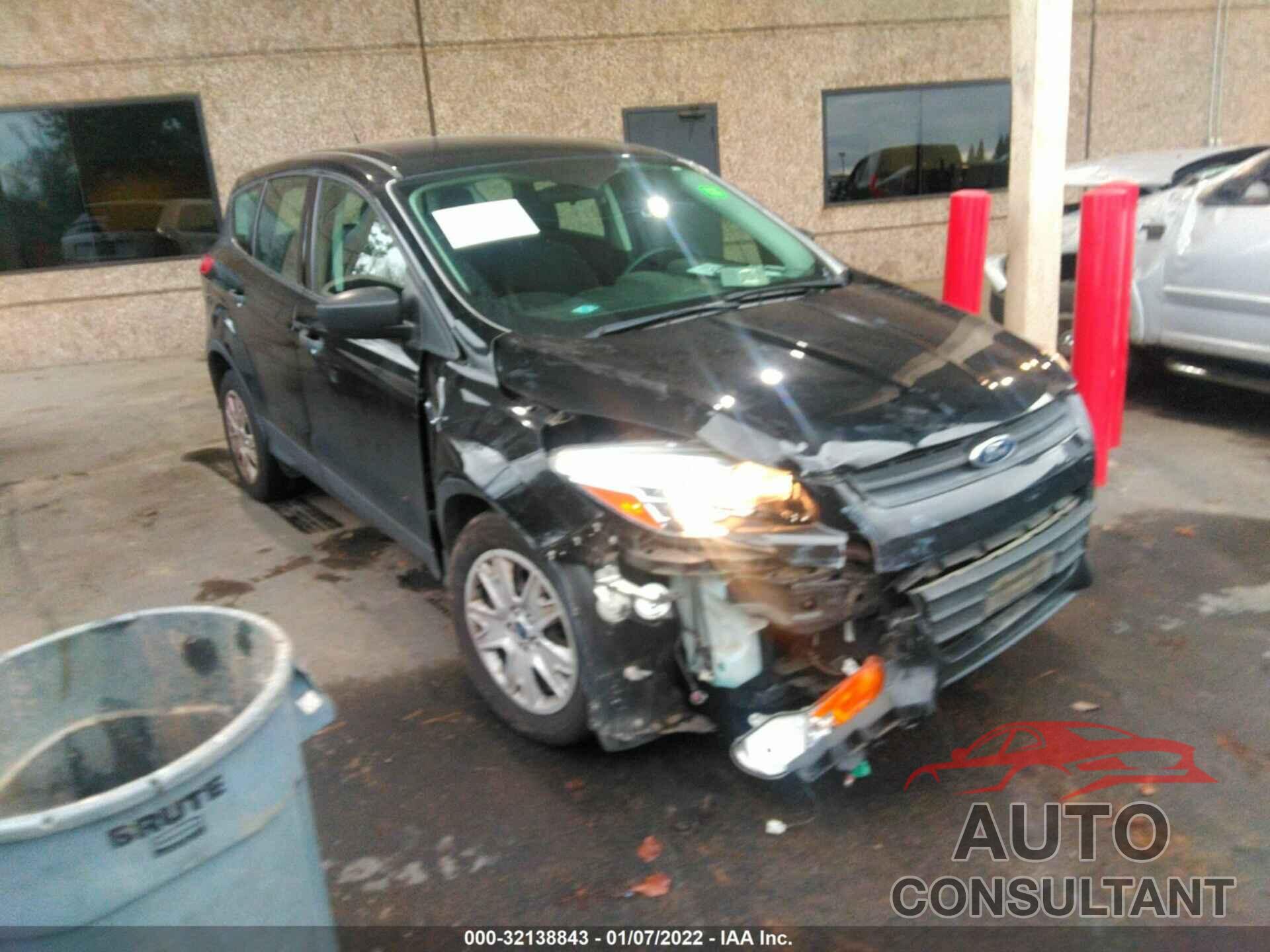 FORD ESCAPE 2016 - 1FMCU0F74GUA76437