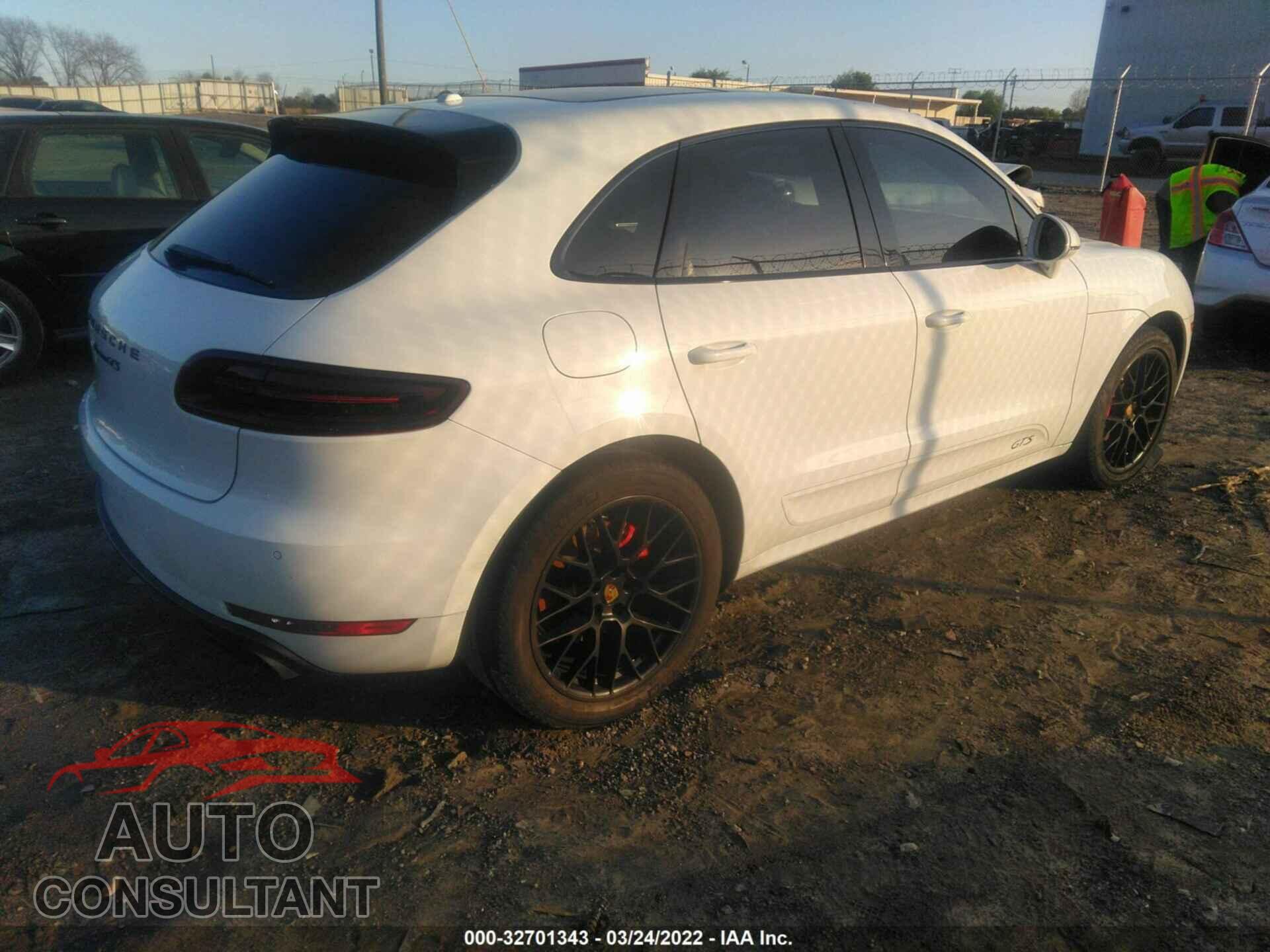 PORSCHE MACAN 2018 - WP1AG2A5XJLB60598