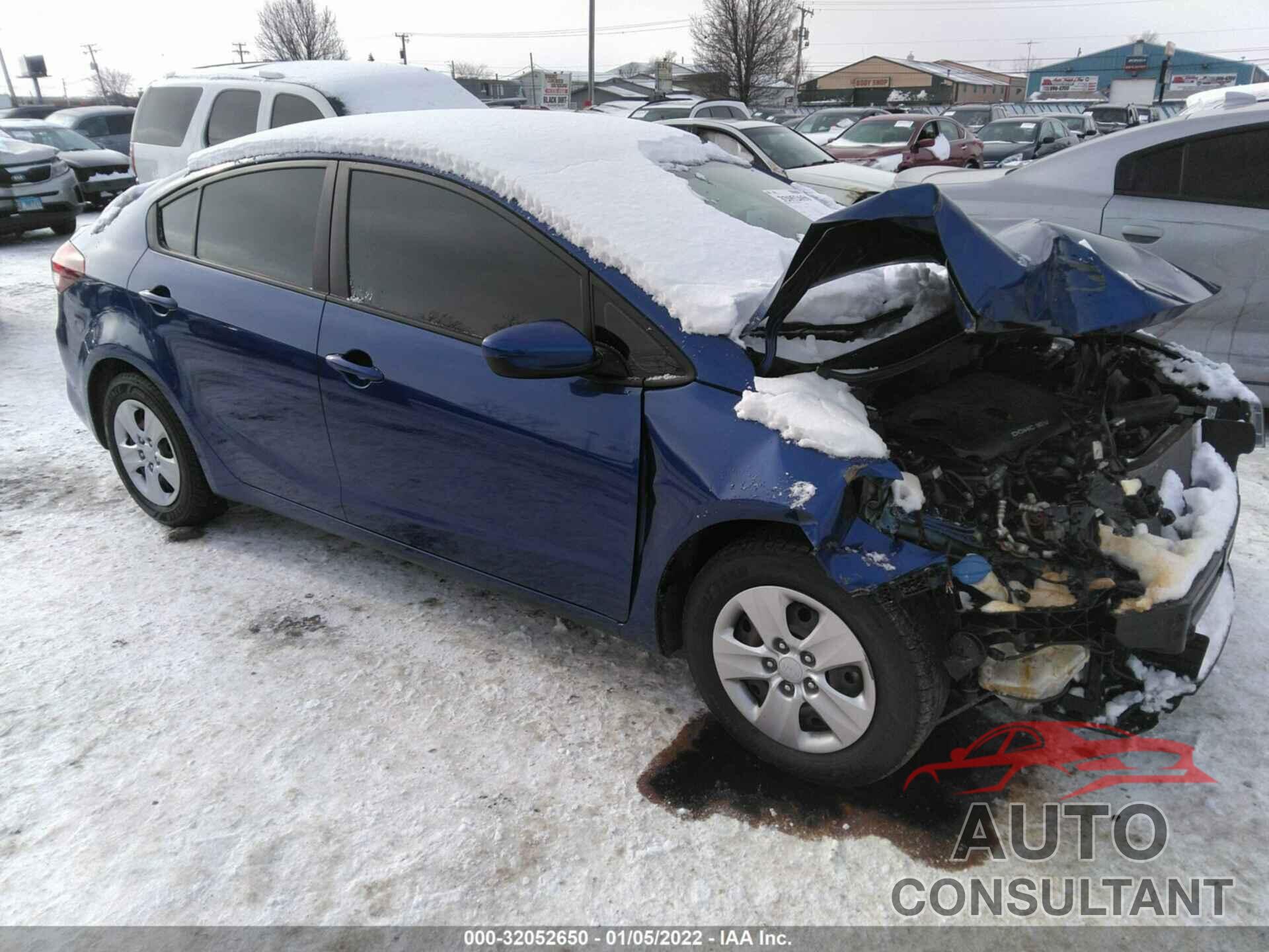 KIA FORTE 2018 - 3KPFK4A76JE167995