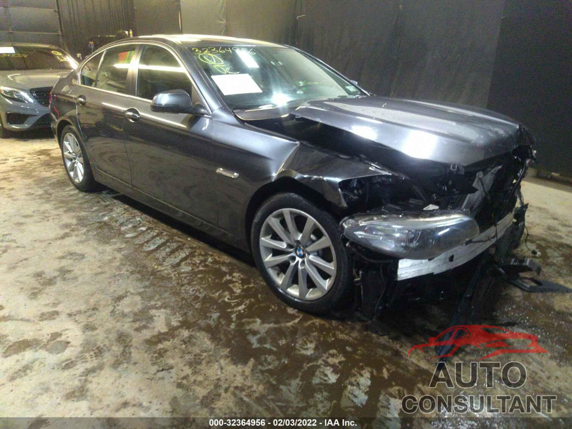 BMW 5 SERIES 2016 - WBA5B3C5XGG259117