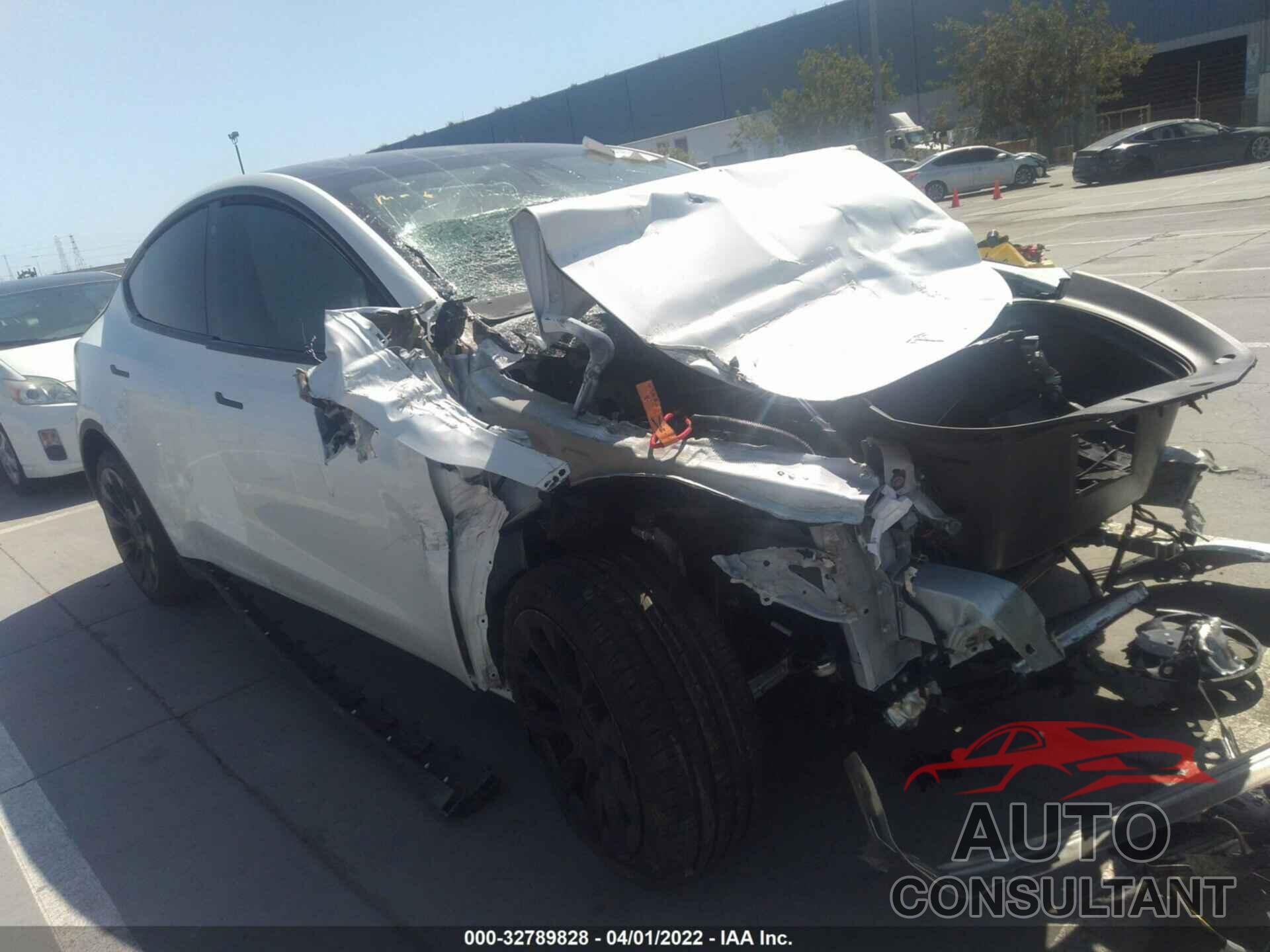 TESLA MODEL Y 2021 - 5YJYGDEE5MF255924