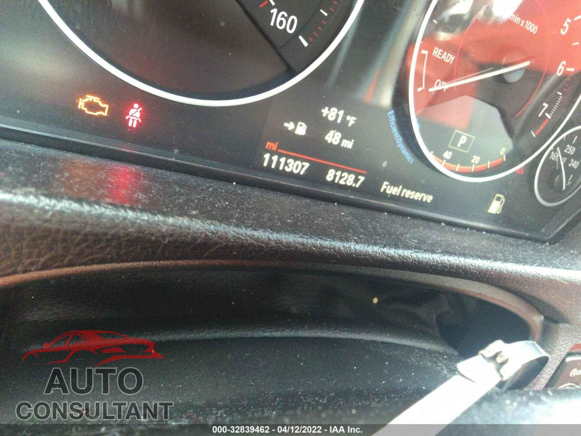 BMW 3 SERIES 2016 - WBA8E3G57GNU05645
