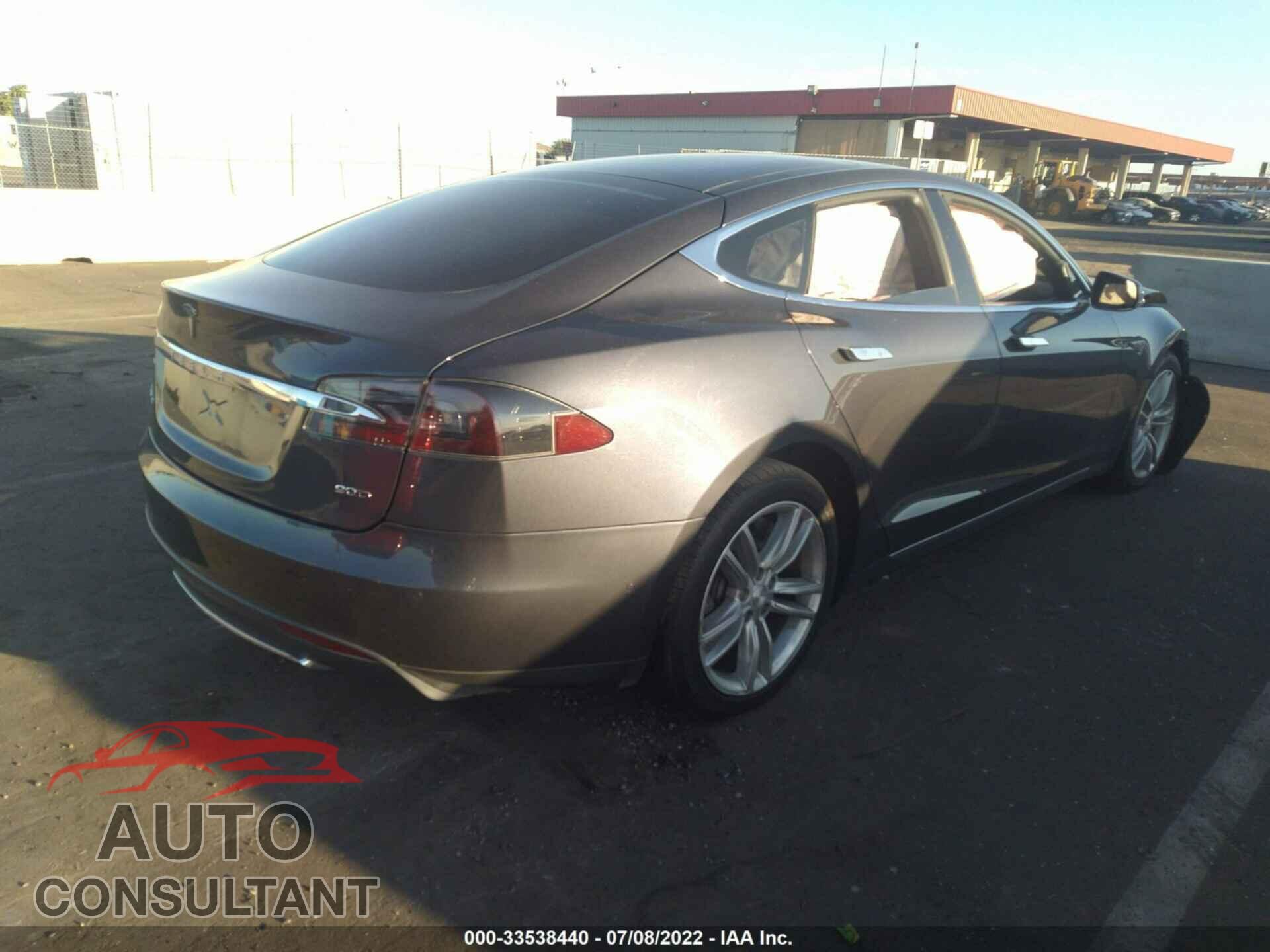 TESLA MODEL S 2016 - 5YJSA1E21GF132587