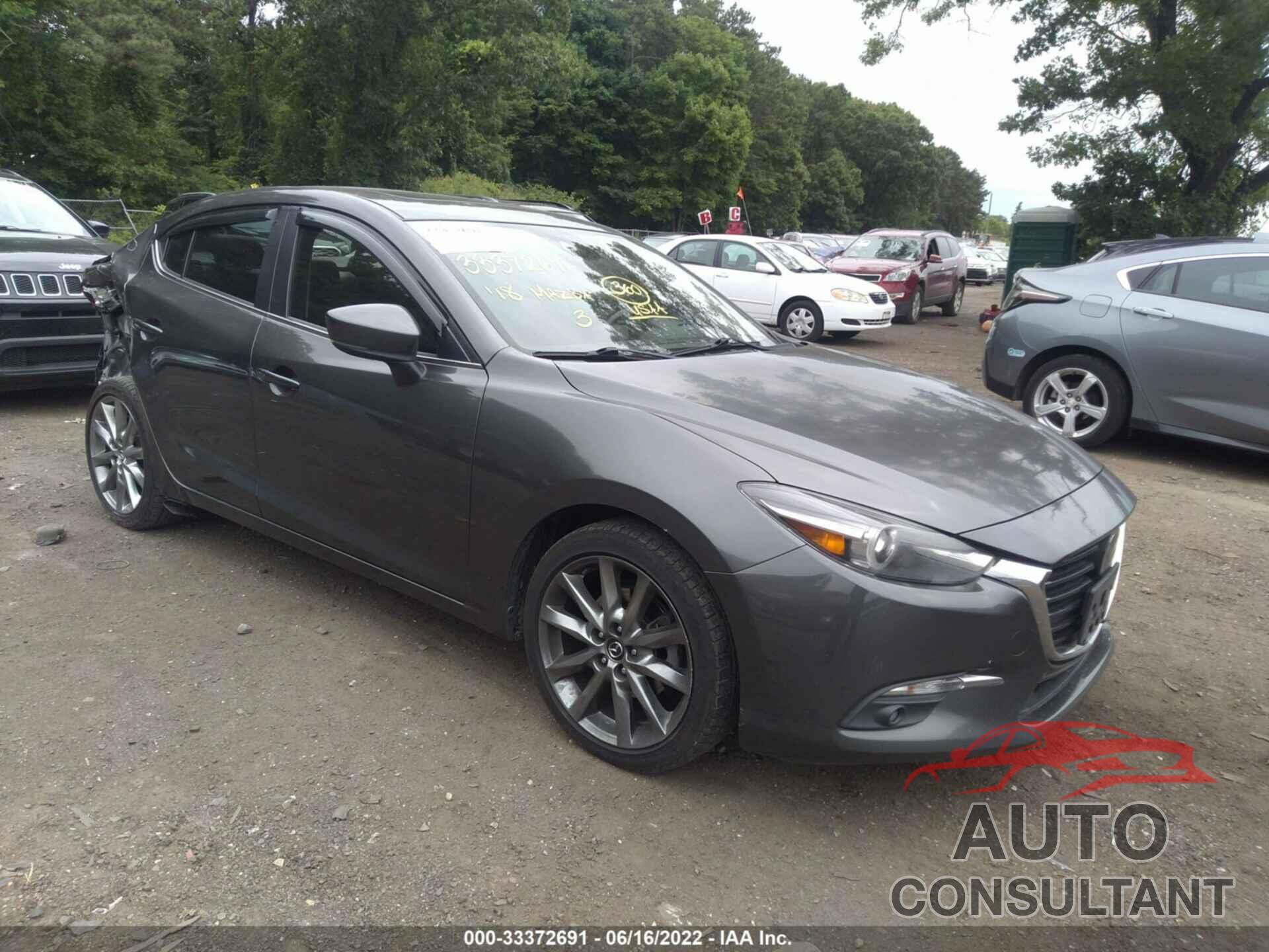MAZDA MAZDA3 4-DOOR 2018 - 3MZBN1W3XJM175692