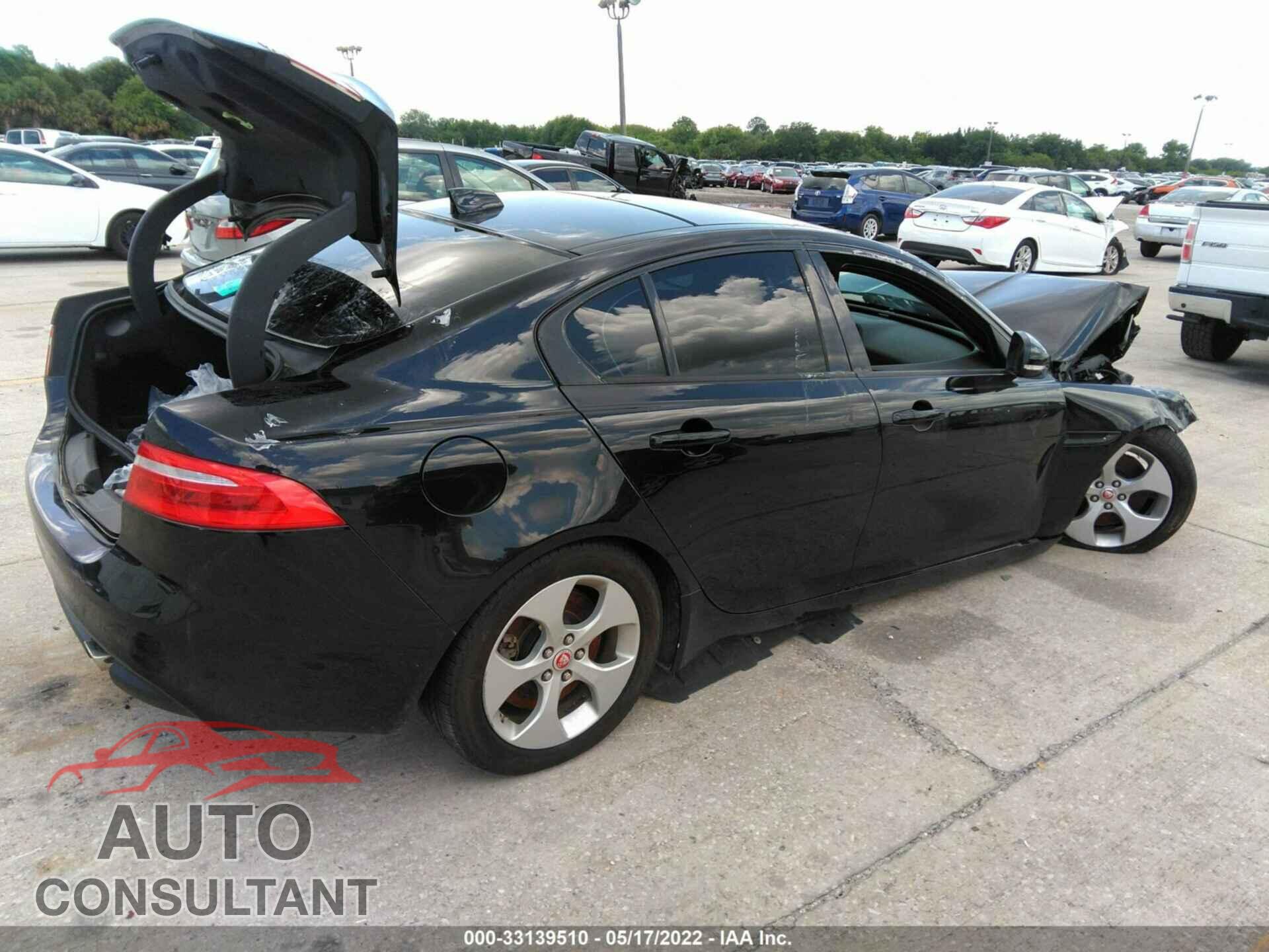 JAGUAR XE 2017 - SAJAR4BG7HA977932