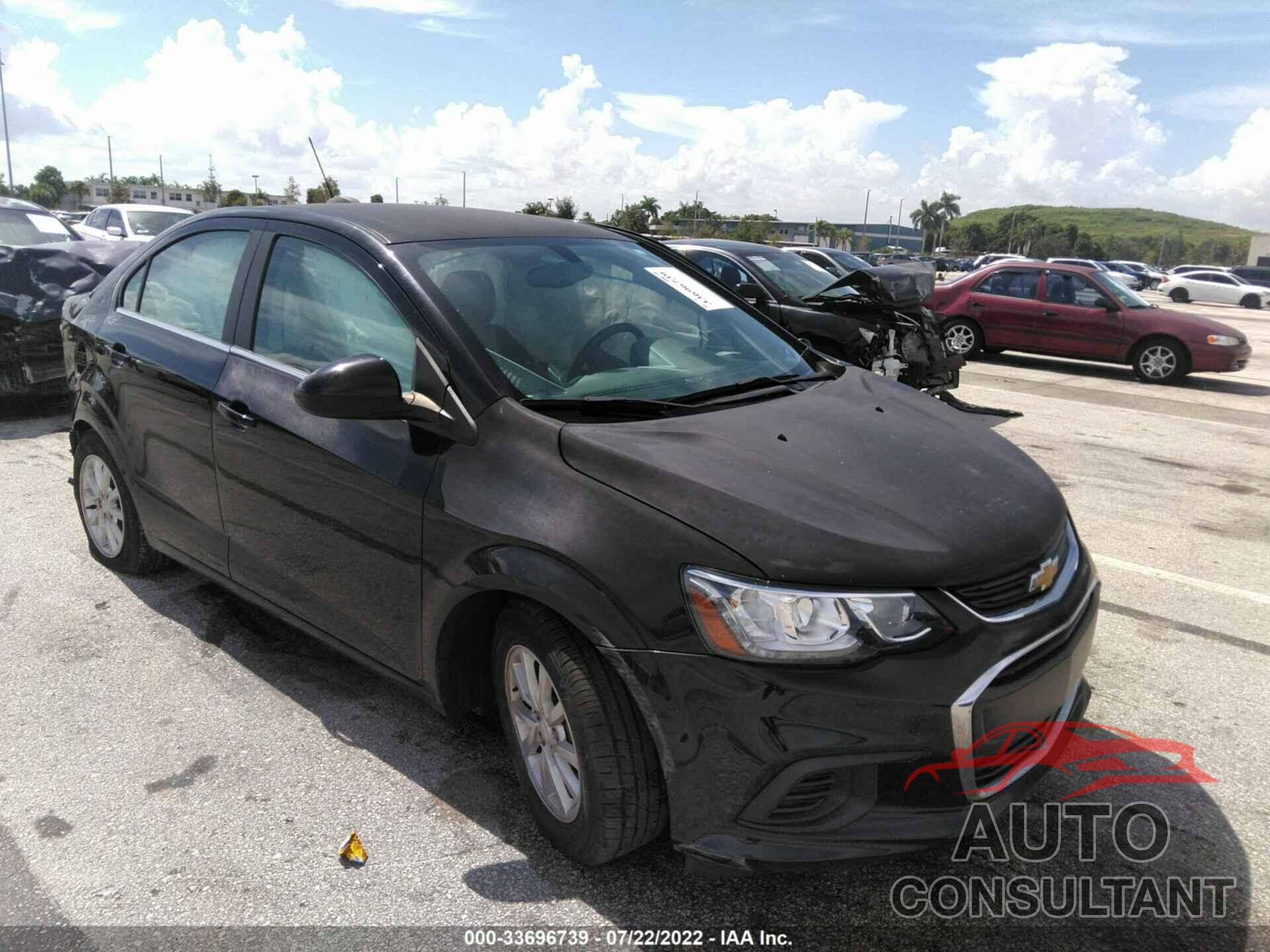 CHEVROLET SONIC 2017 - 1G1JD5SHXH4118465