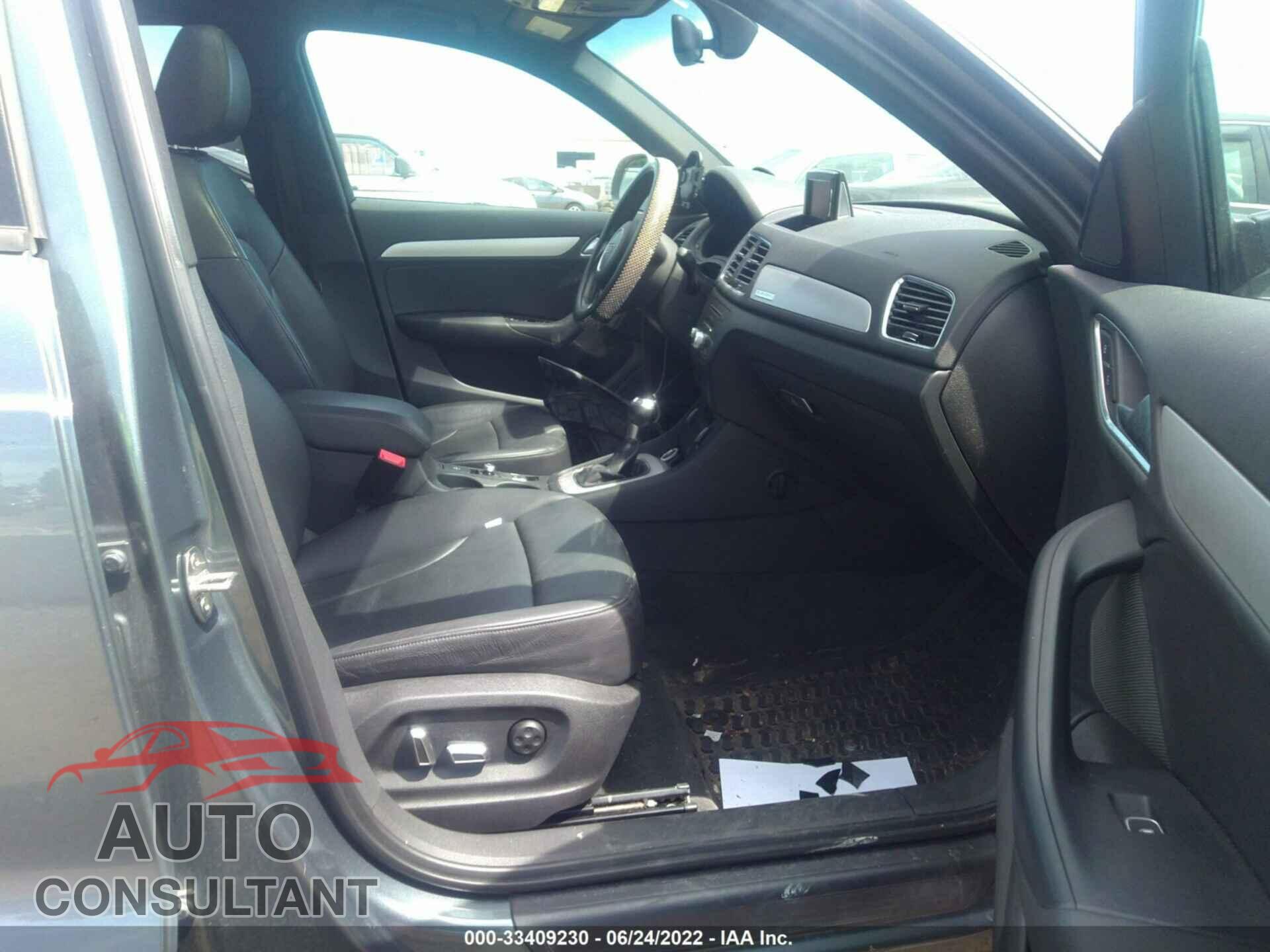 AUDI Q3 2017 - WA1ECCFS7HR017774
