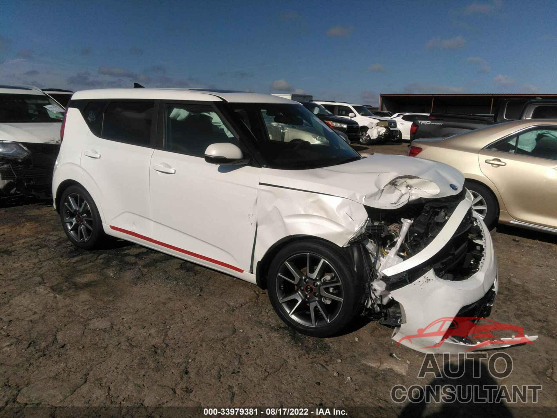 KIA SOUL 2021 - KNDJ63AU4M7142743