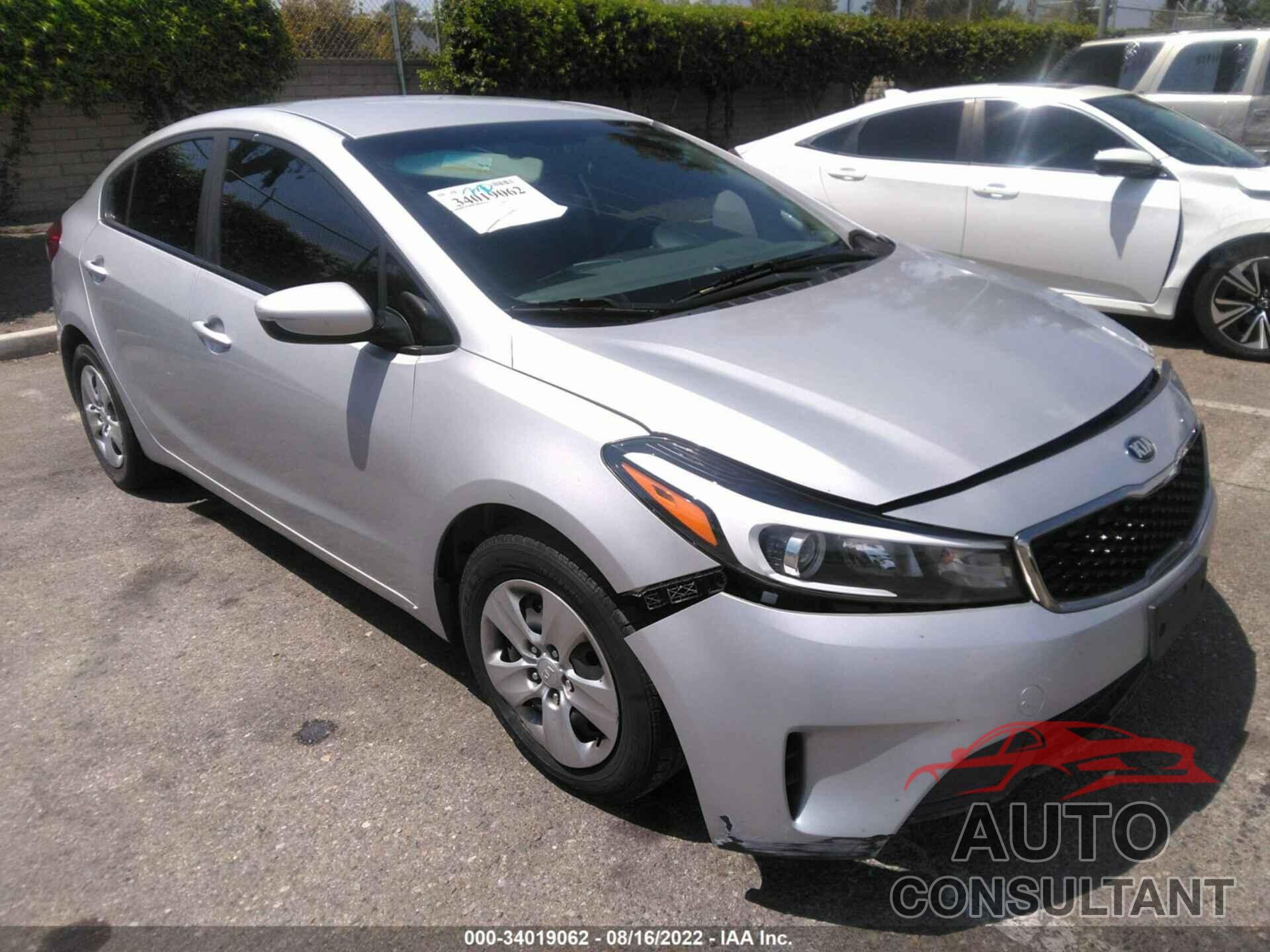 KIA FORTE 2017 - 3KPFK4A70HE094715