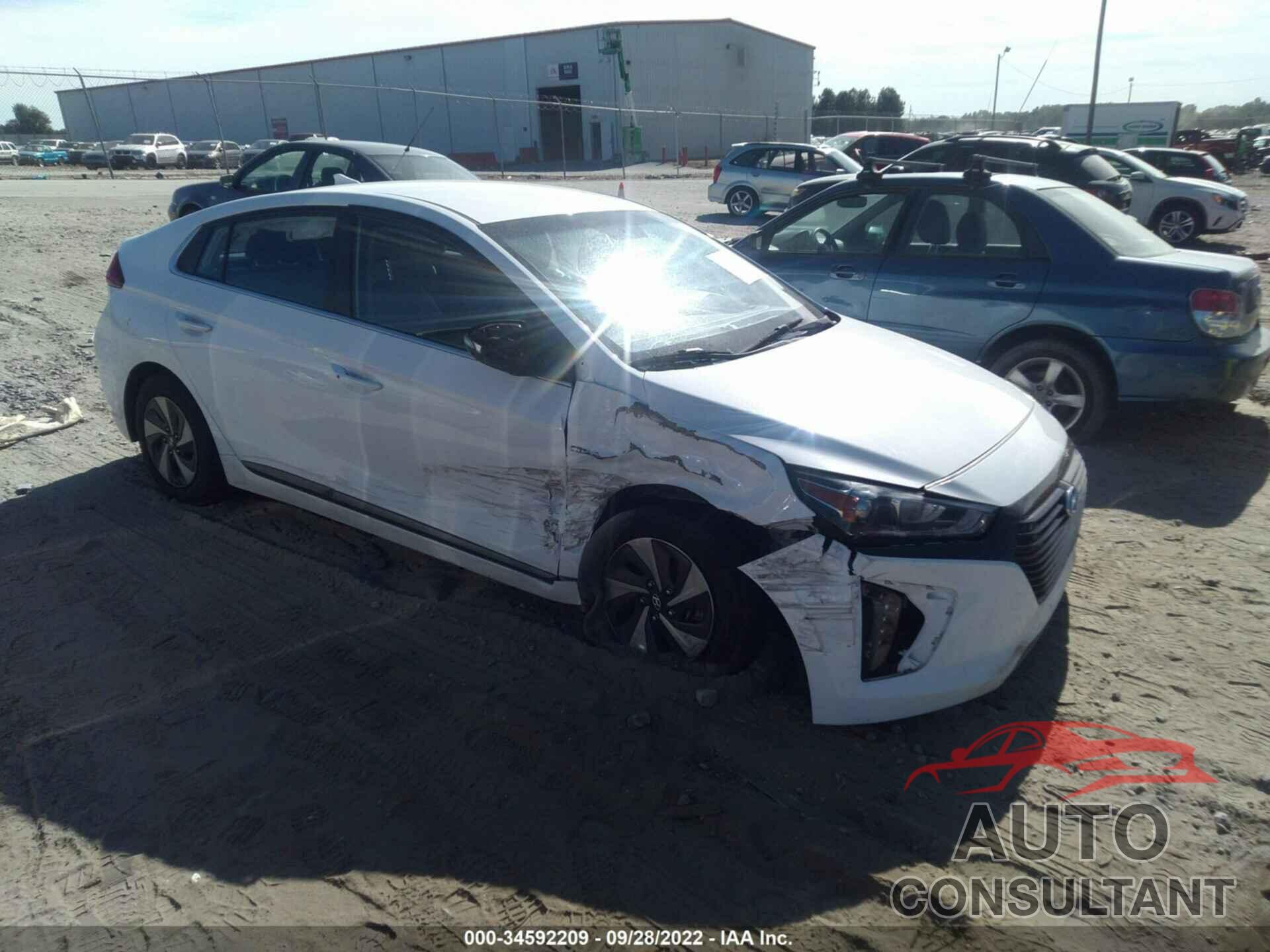 HYUNDAI IONIQ HYBRID 2017 - KMHC75LC6HU035394