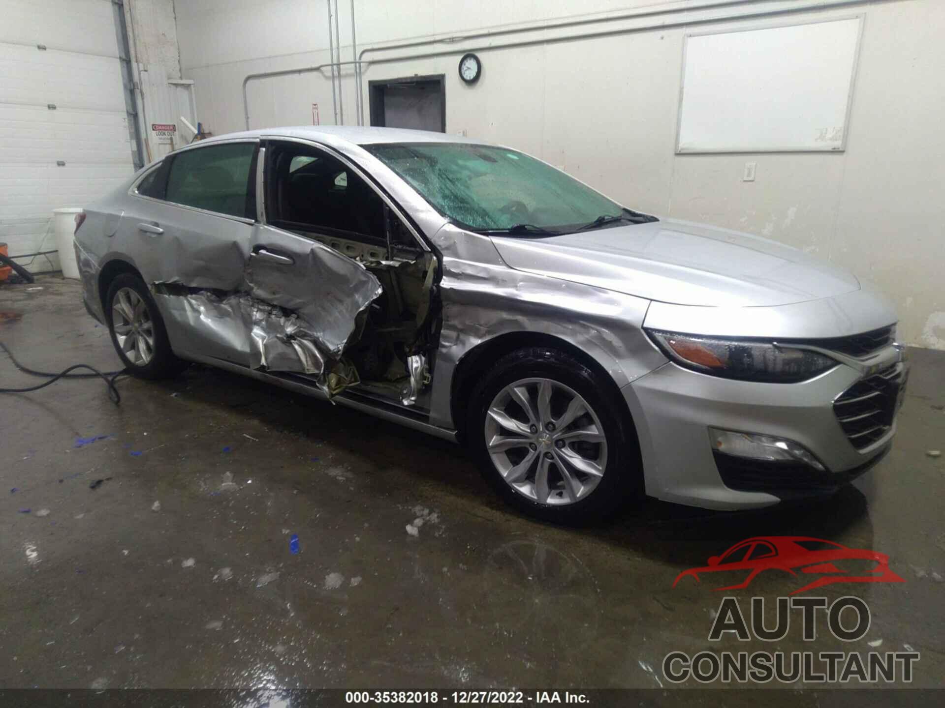 CHEVROLET MALIBU 2019 - 1G1ZD5ST7KF181767
