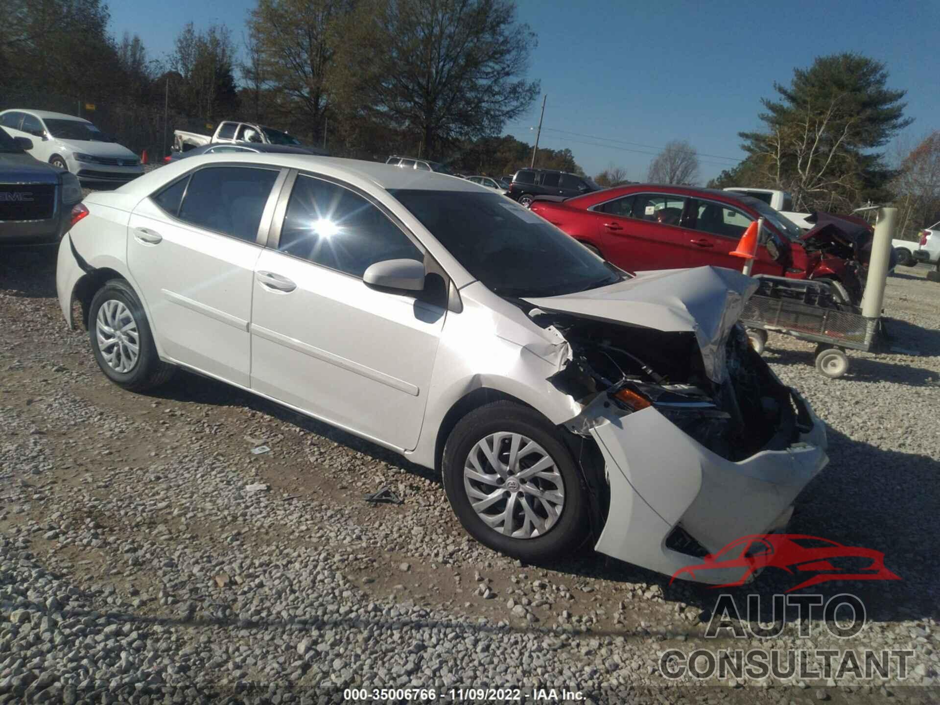 TOYOTA COROLLA 2018 - 5YFBURHE9JP796014