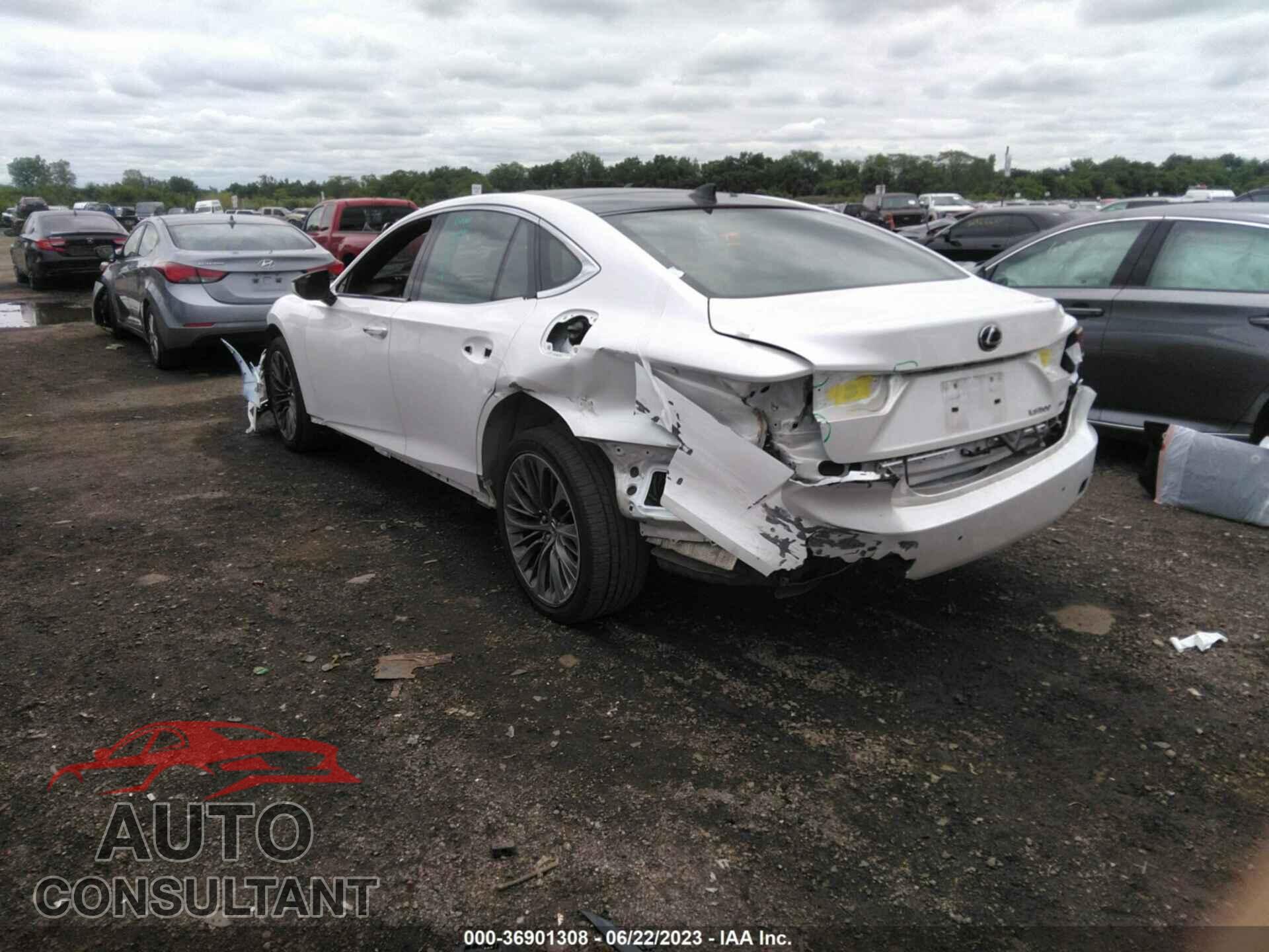 LEXUS LS 2018 - JTHC5LFF0J5003933