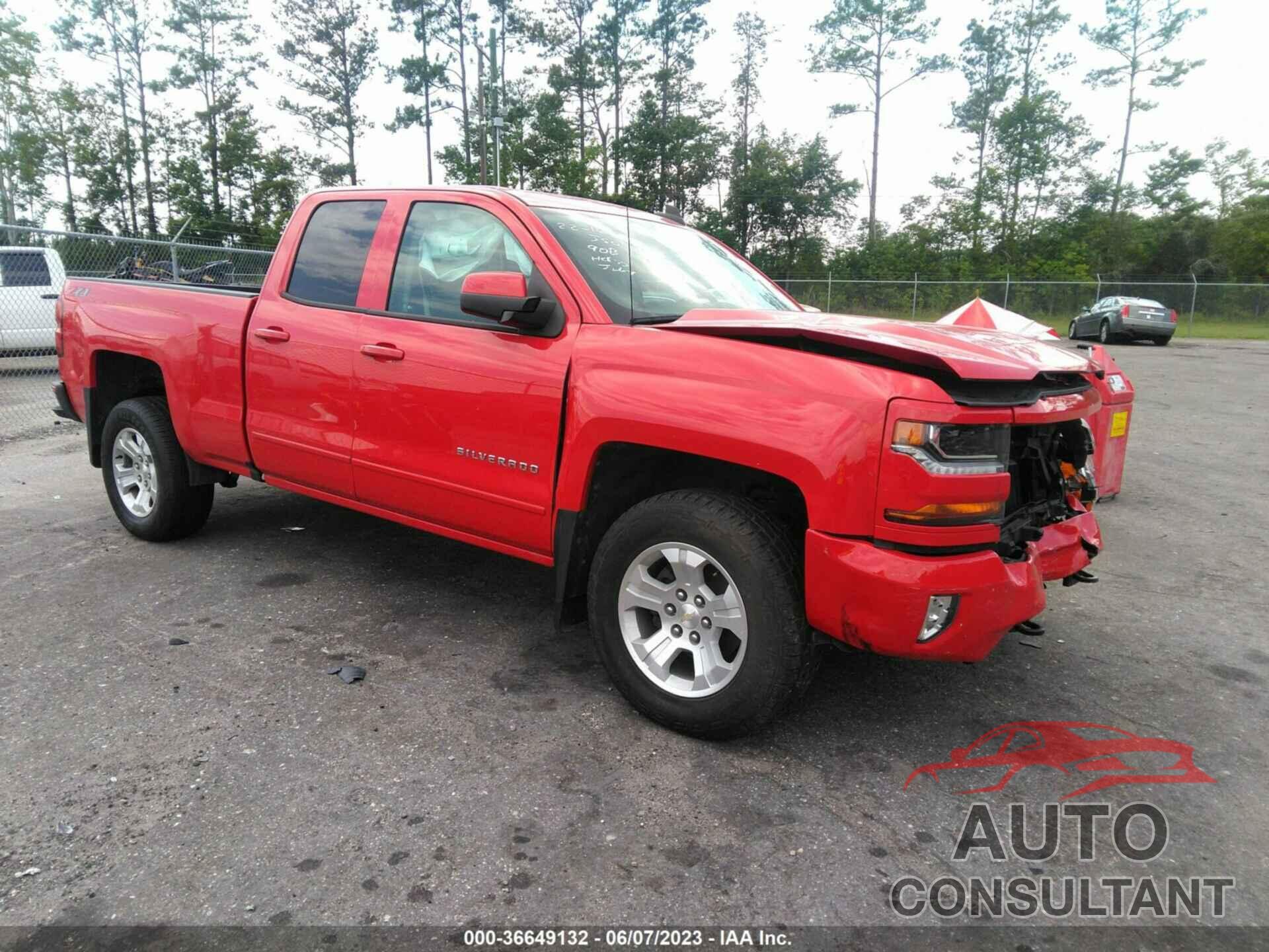 CHEVROLET SILVERADO 1500 2018 - 1GCVKREC2JZ375733